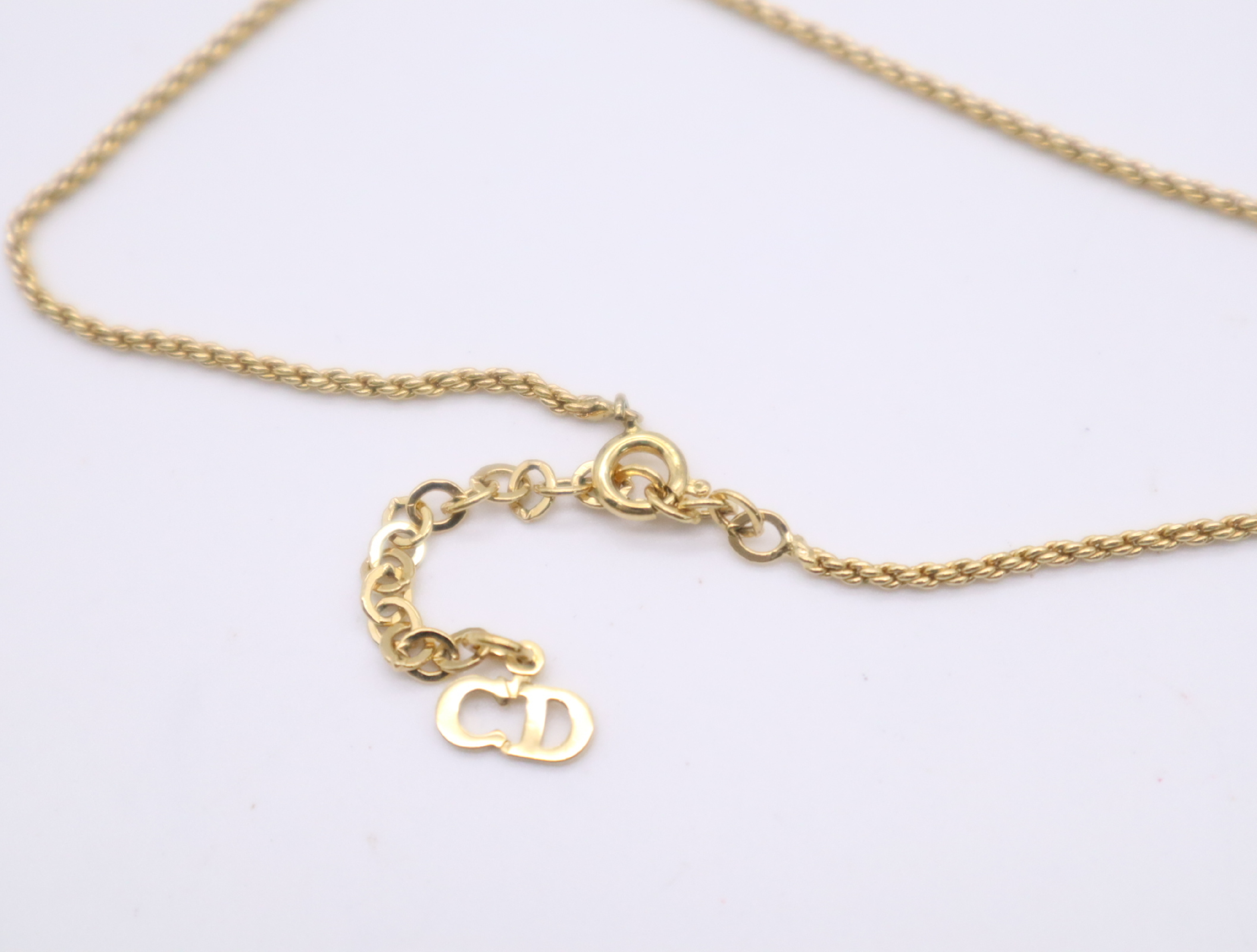GPCD logo circle motif chain necklace, with box. — view 5