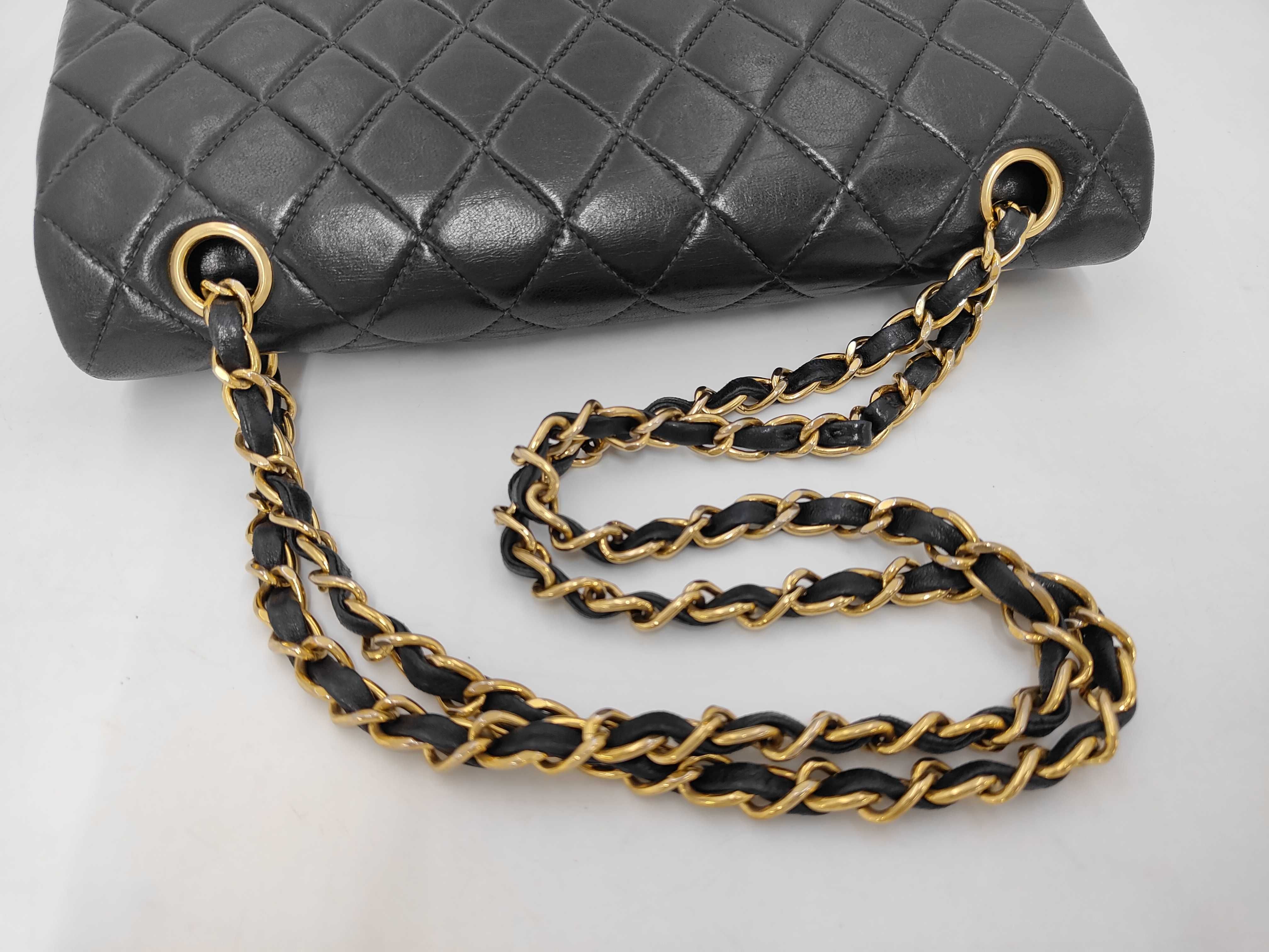 Matelassé 25 Double Flap Double Chain Lambskin Shoulder Bag — view 5