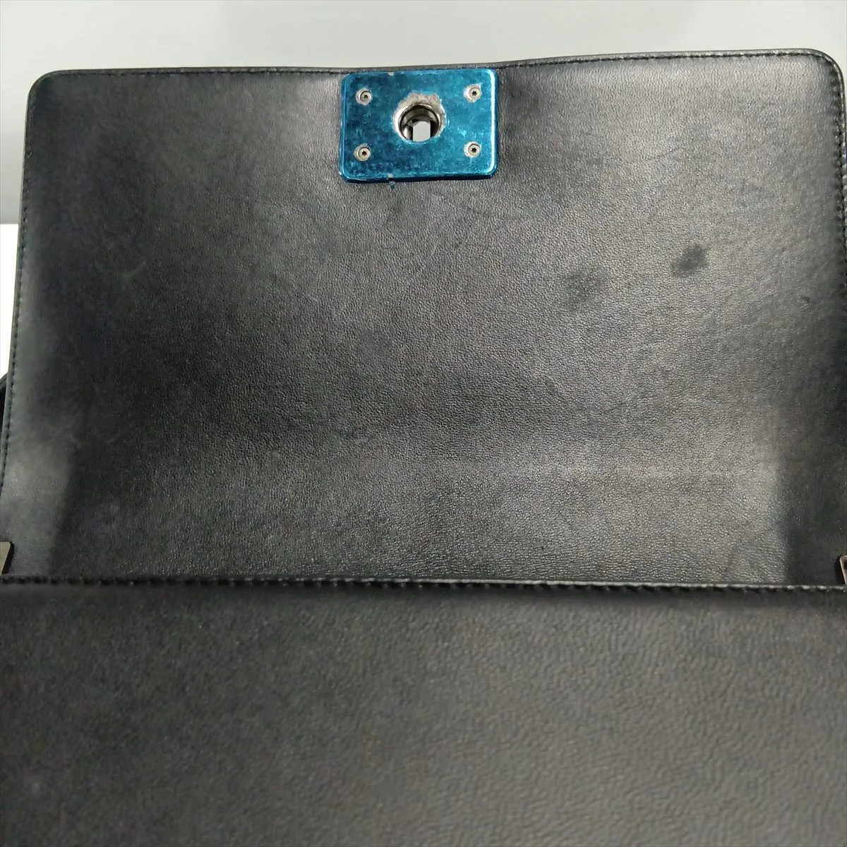 Boy Chanel 25 Lambskin Chain Shoulder Bag, Black with Gunmetal Hardware, 22207133, Serial Number 22, A67086 — view 13