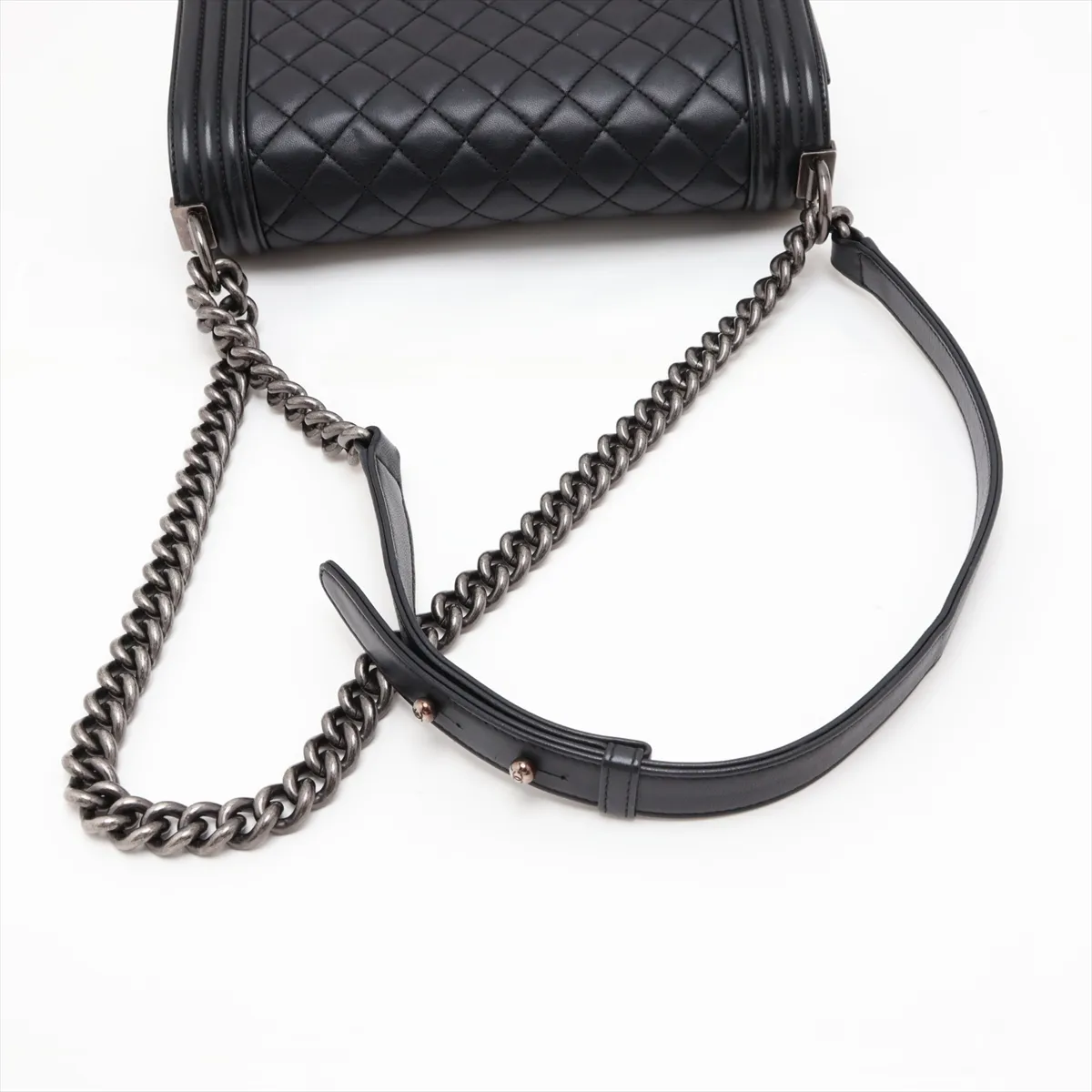 Boy Chanel 25 Lambskin Chain Shoulder Bag, Black with Gunmetal Hardware, 22207133, Serial Number 22, A67086 — view 5