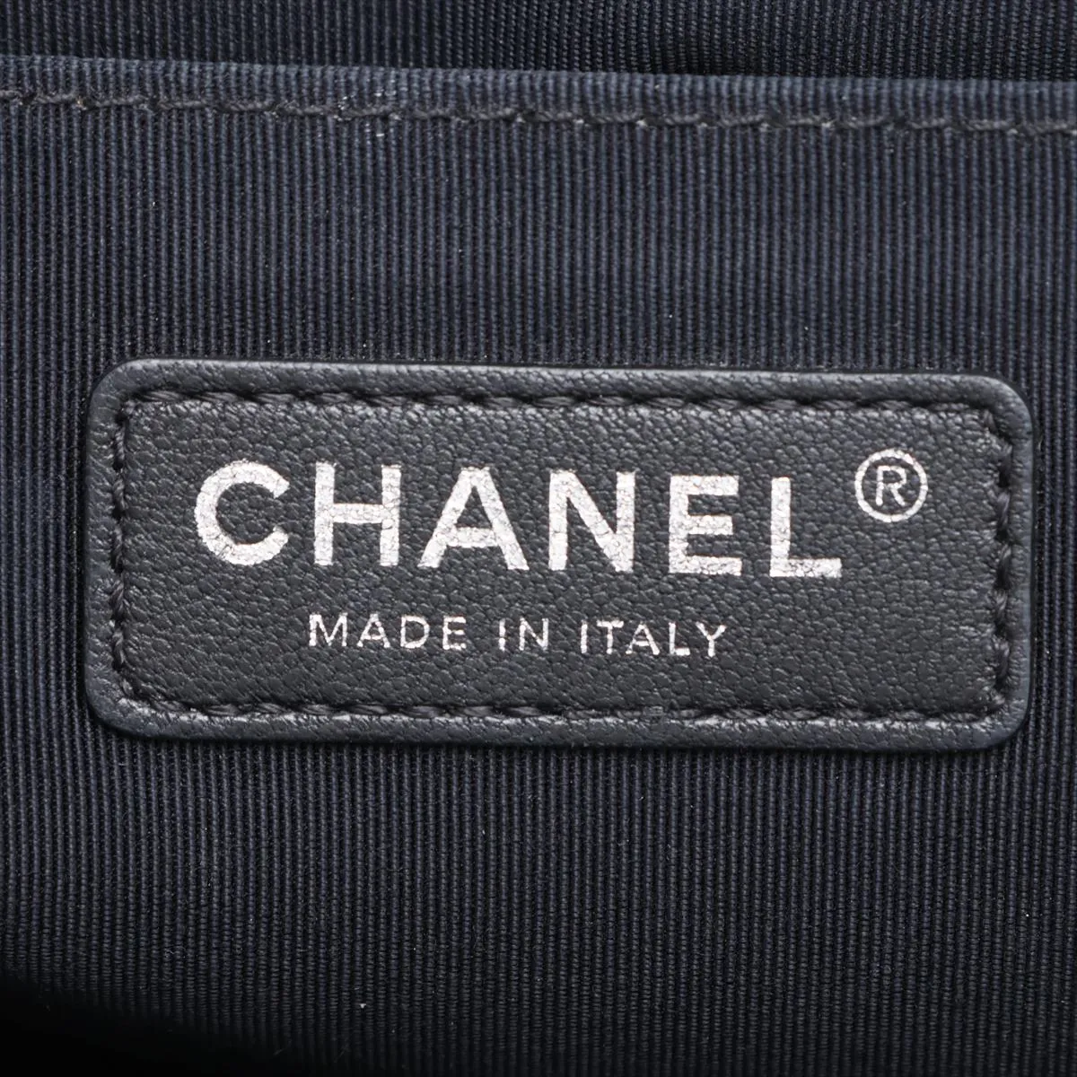 Boy Chanel 25 Lambskin Chain Shoulder Bag, Black with Gunmetal Hardware, 22207133, Serial Number 22, A67086 — view 9
