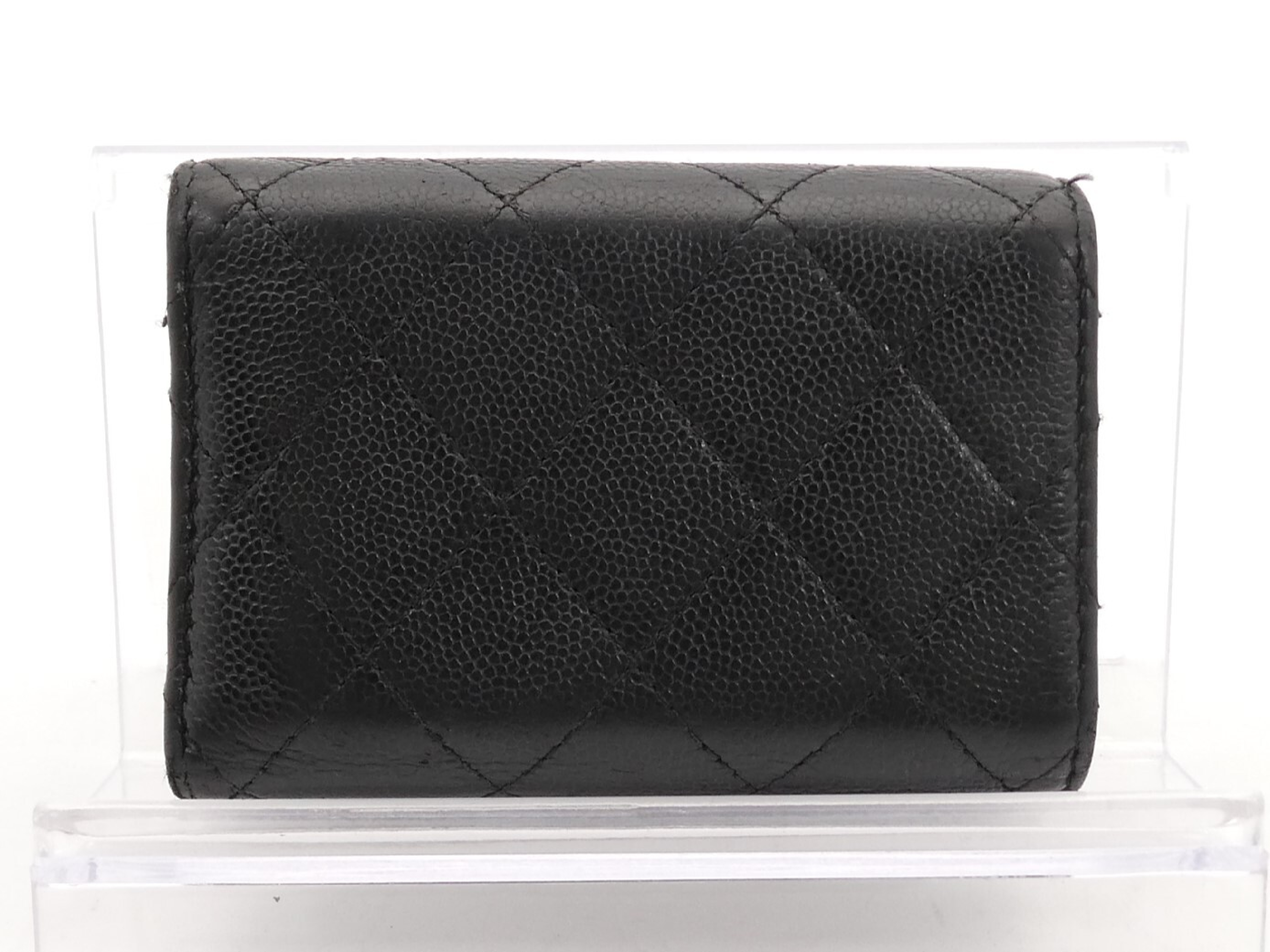 Matelassé Coco Mark Caviar Skin Tri-fold Wallet — view 2