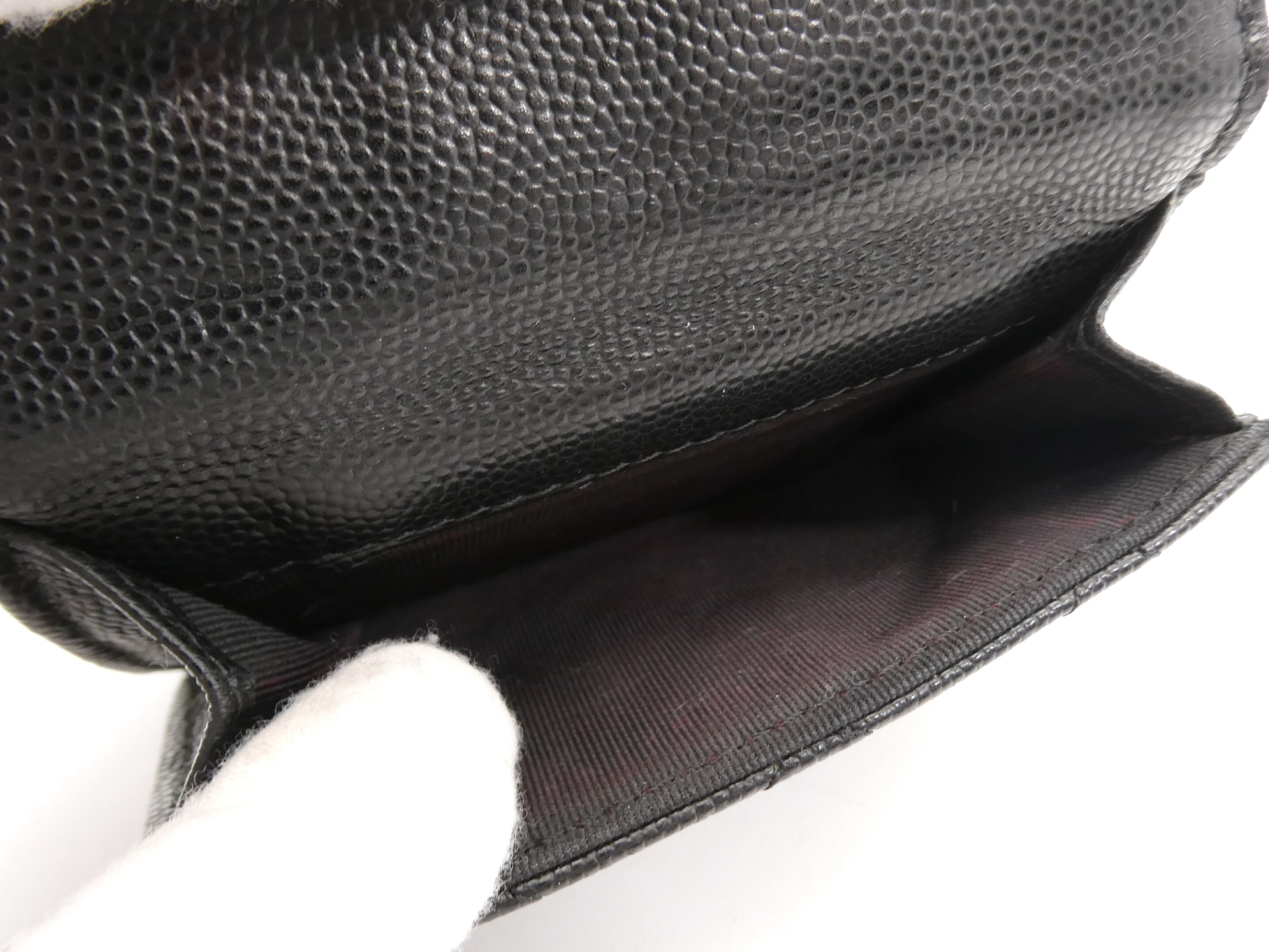 Matelassé Coco Mark Caviar Skin Tri-fold Wallet — view 7