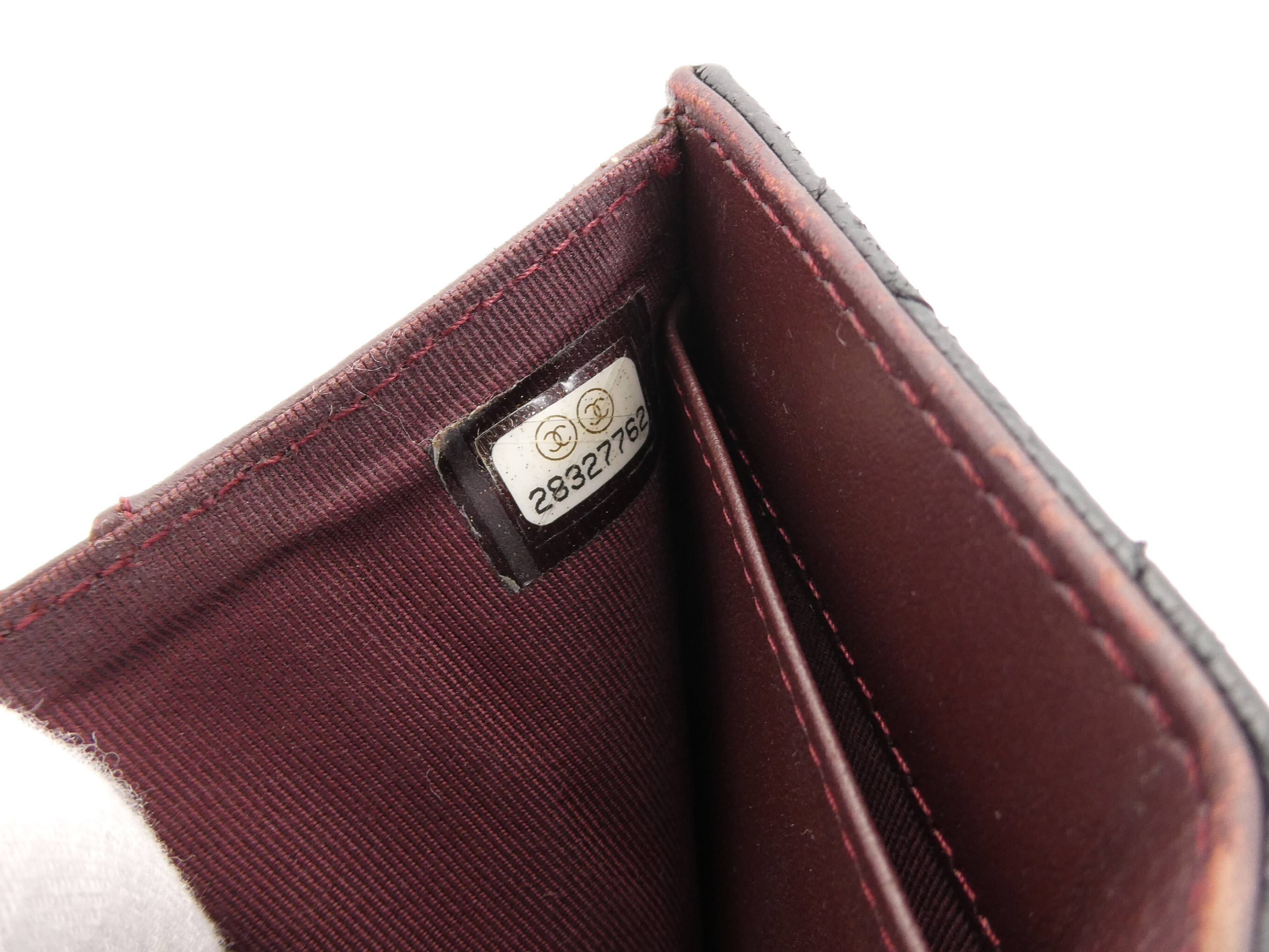Matelassé Coco Mark Caviar Skin Tri-fold Wallet — view 9