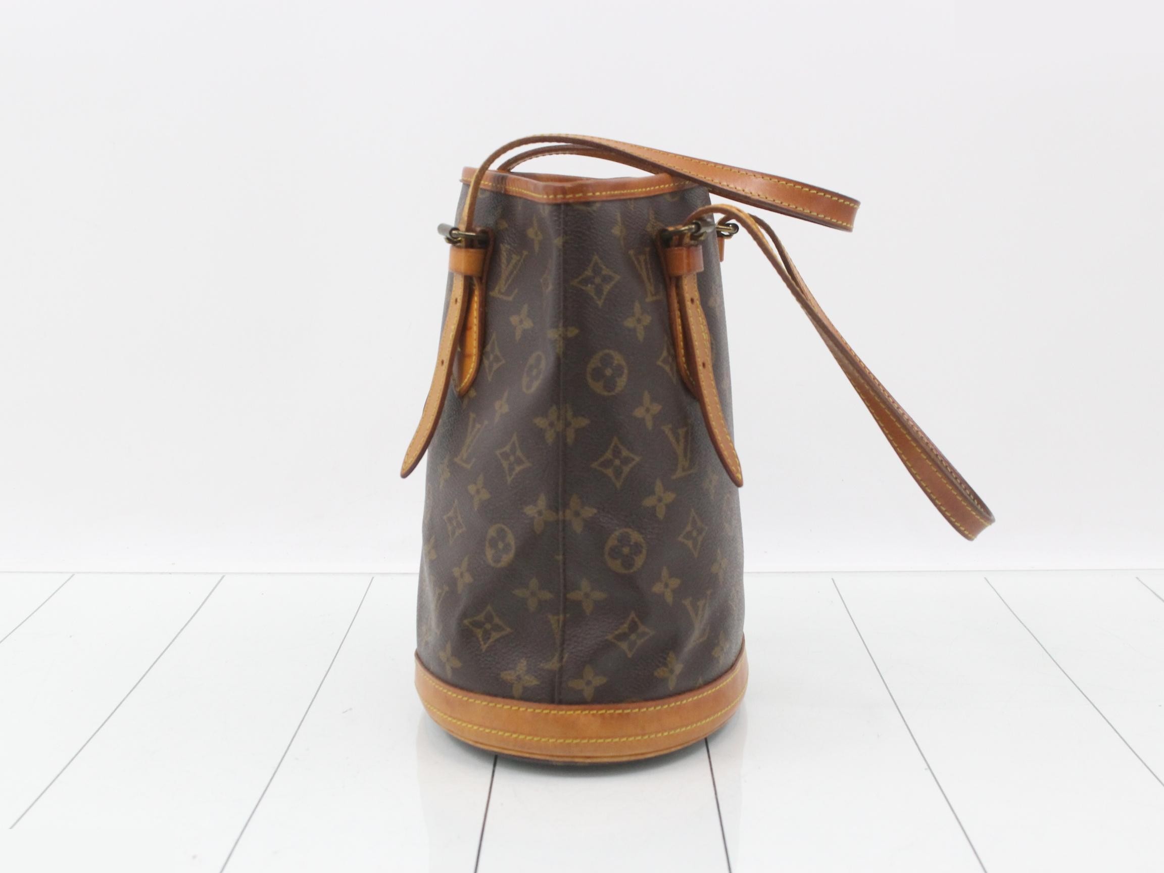 Bucket PM with pouch — view 3