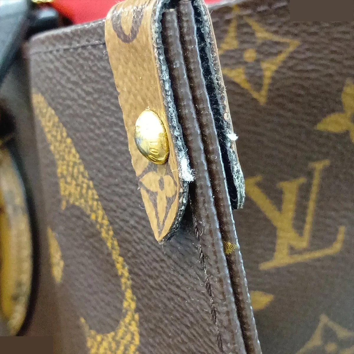 Giant Monogram Reverse OnTheGo DU2240 — view 11