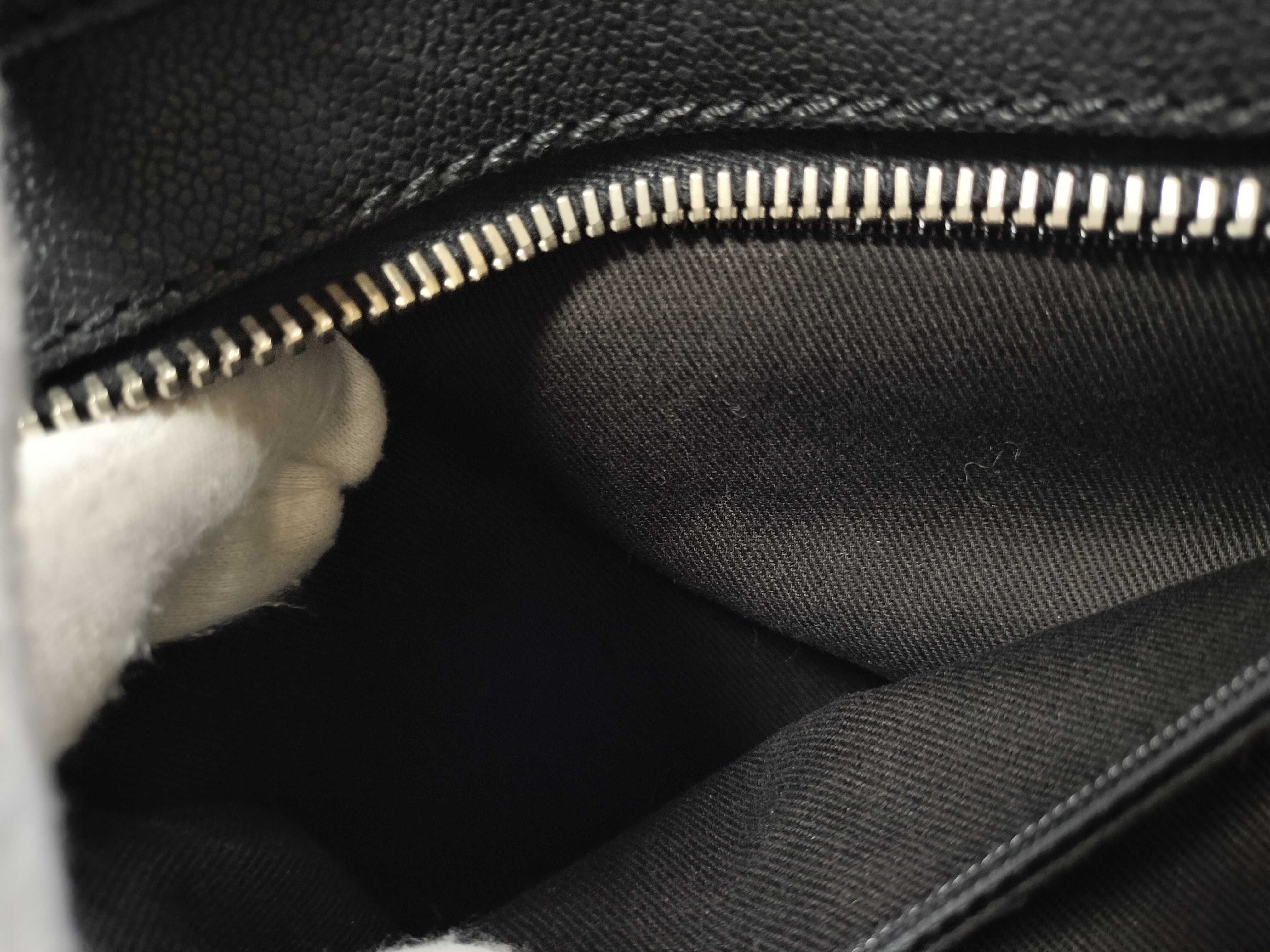 Caviar Skin 2.55 Caviar Velour Handbag — view 13