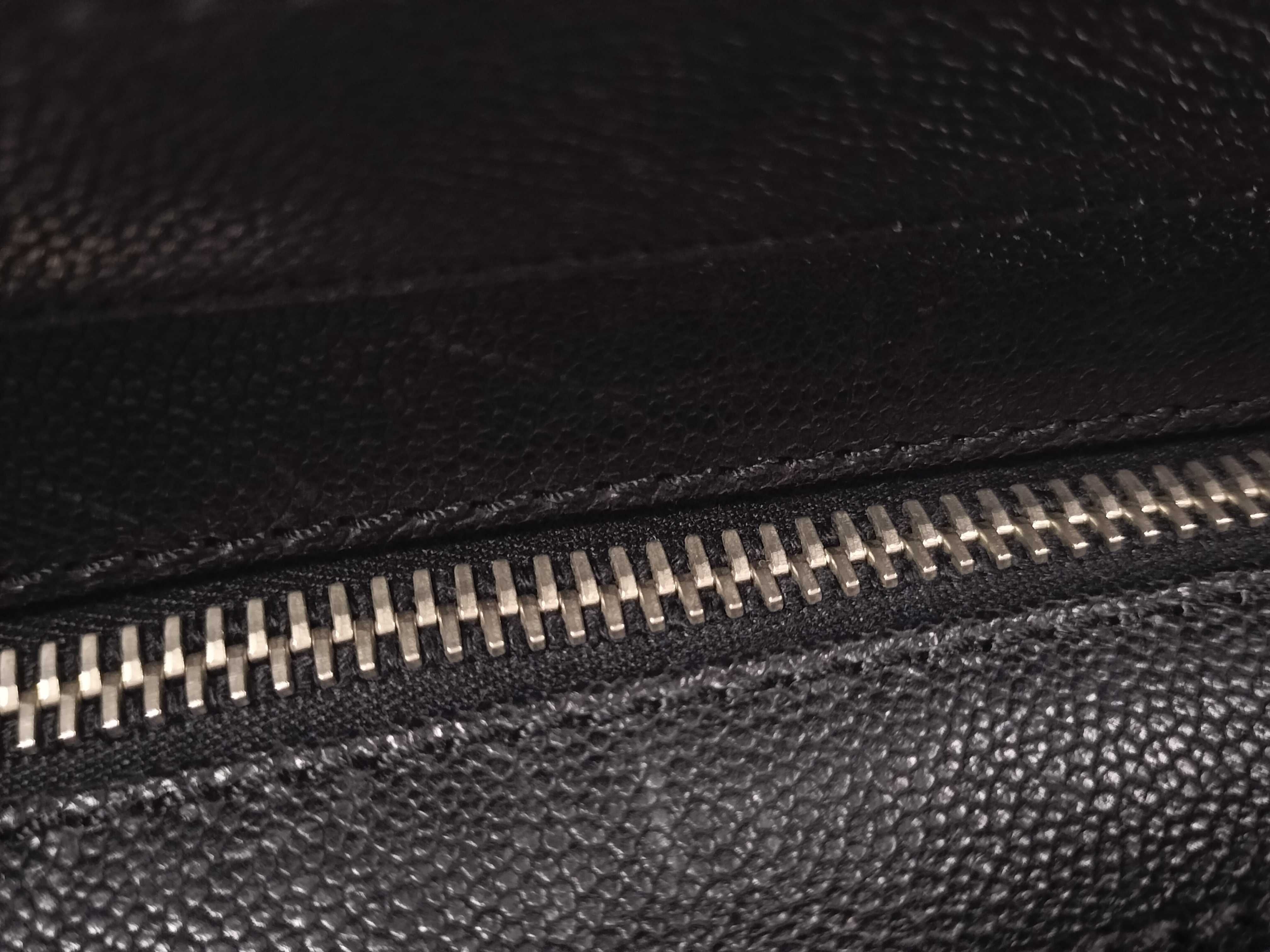 Caviar Skin 2.55 Caviar Velour Handbag — view 9
