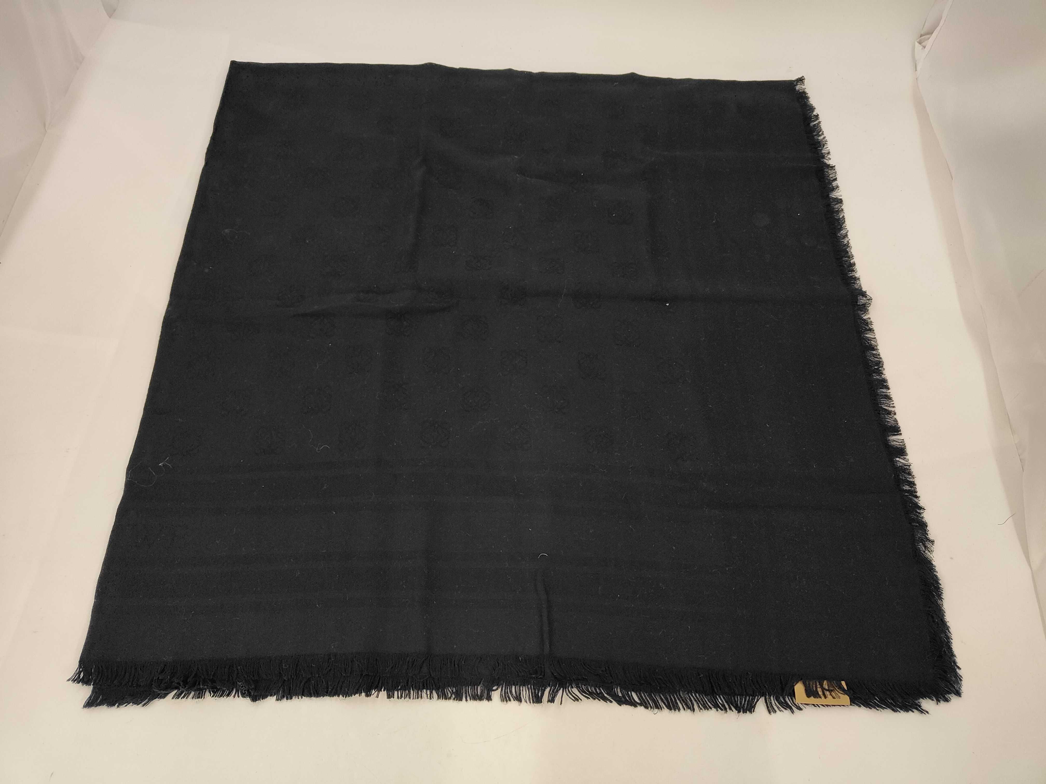 Large Stole and Other Accessories — view 2