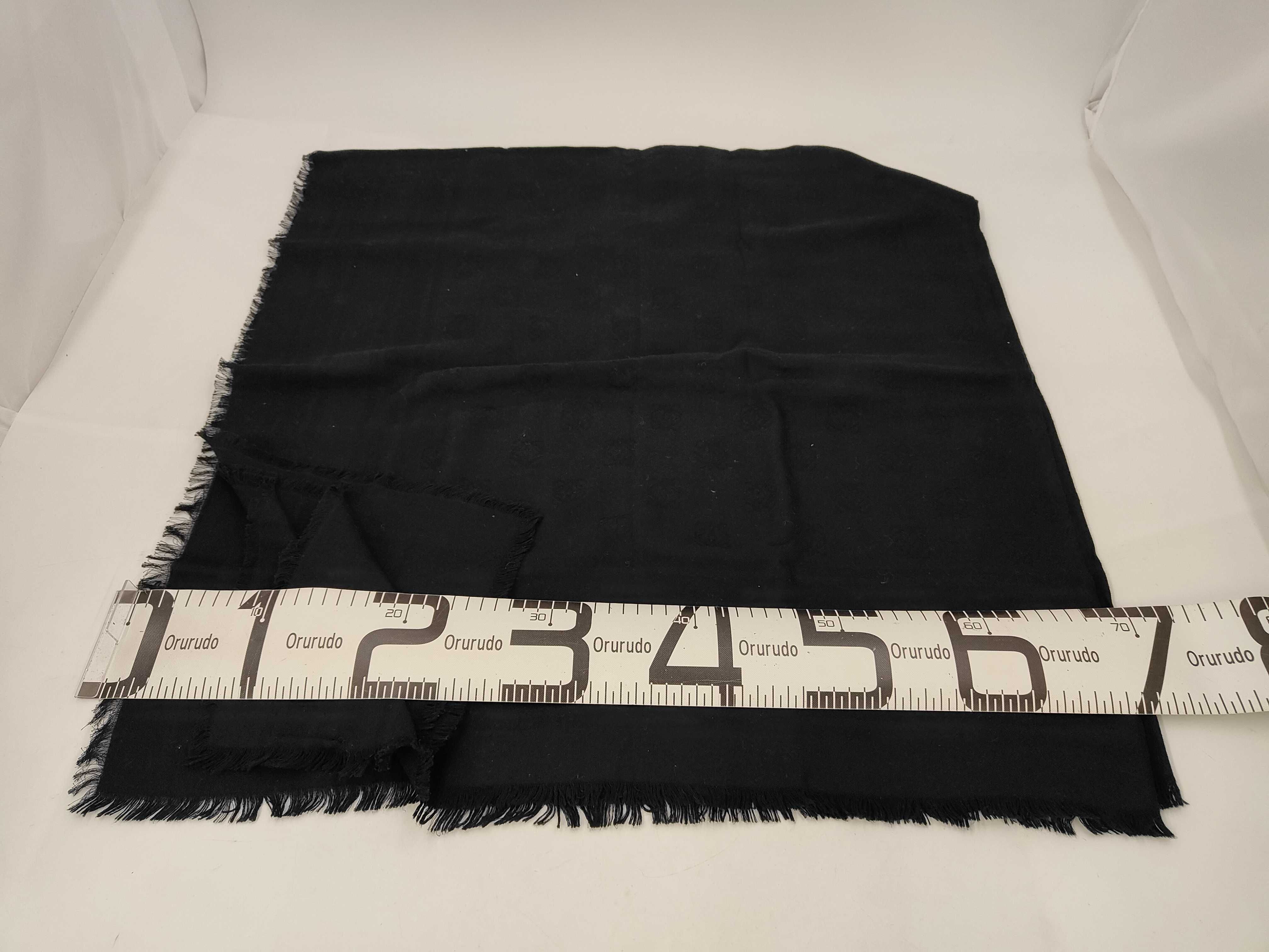 Large Stole and Other Accessories — view 3