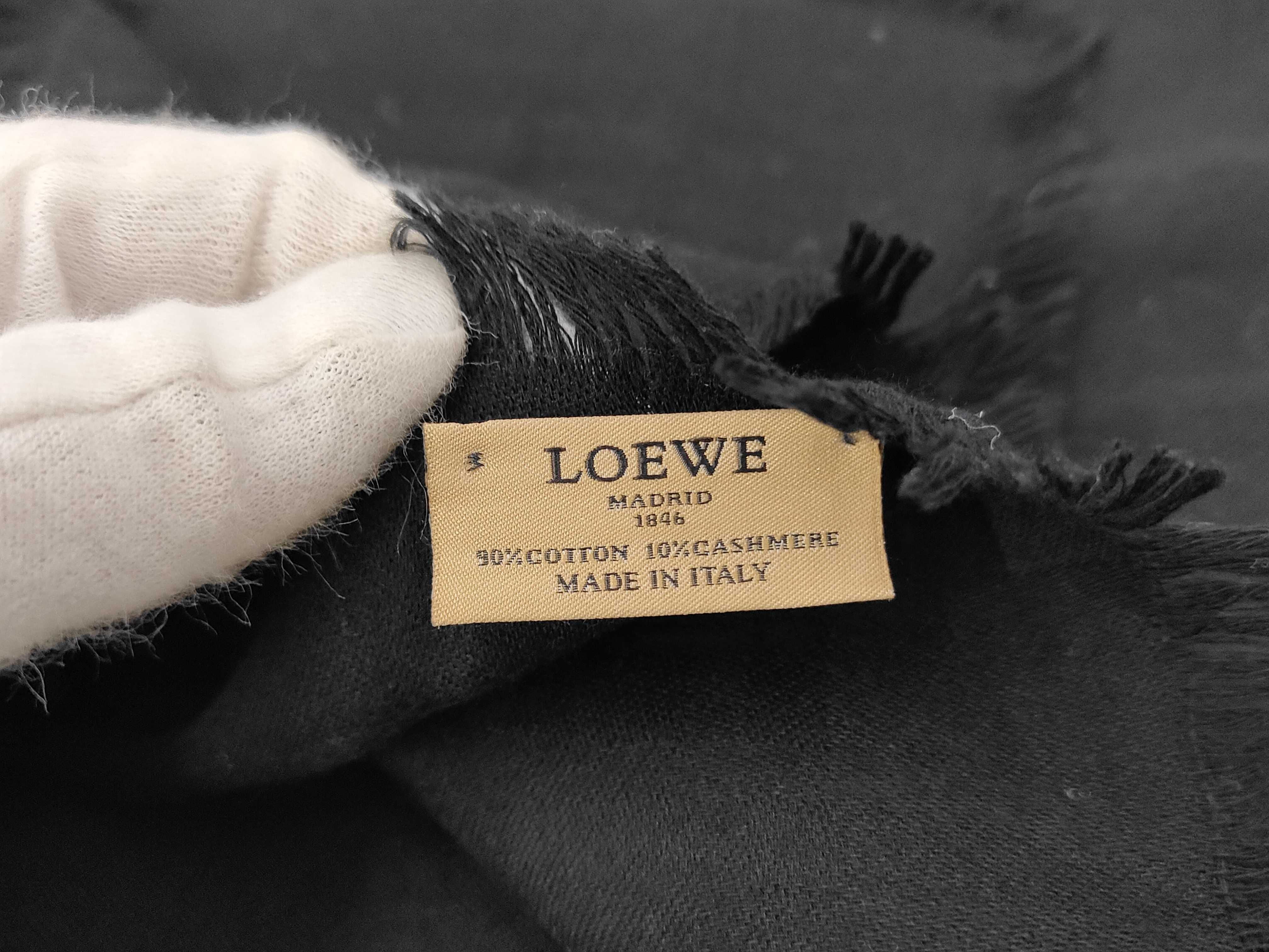 Large Stole and Other Accessories — view 4