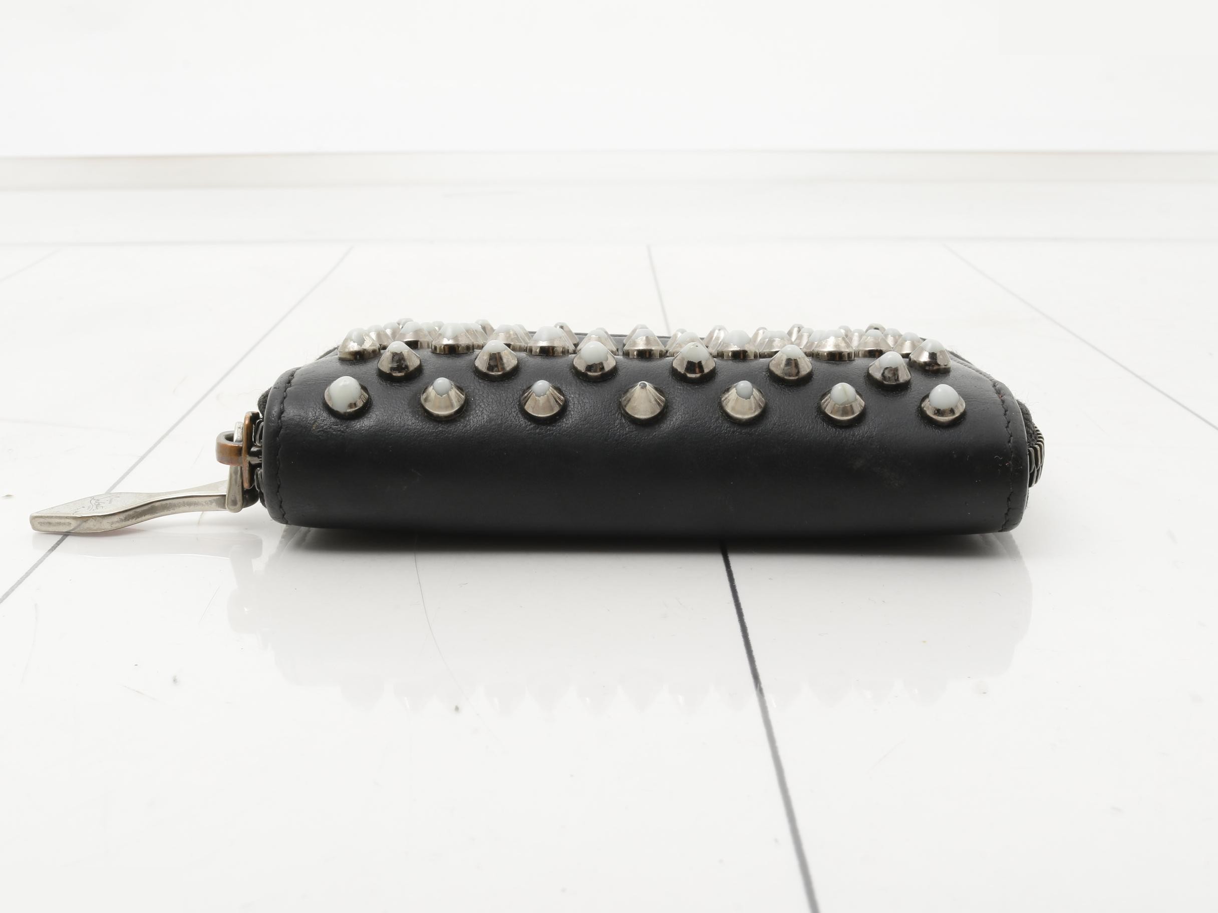 Other lines: Bags and Wallets — view 3