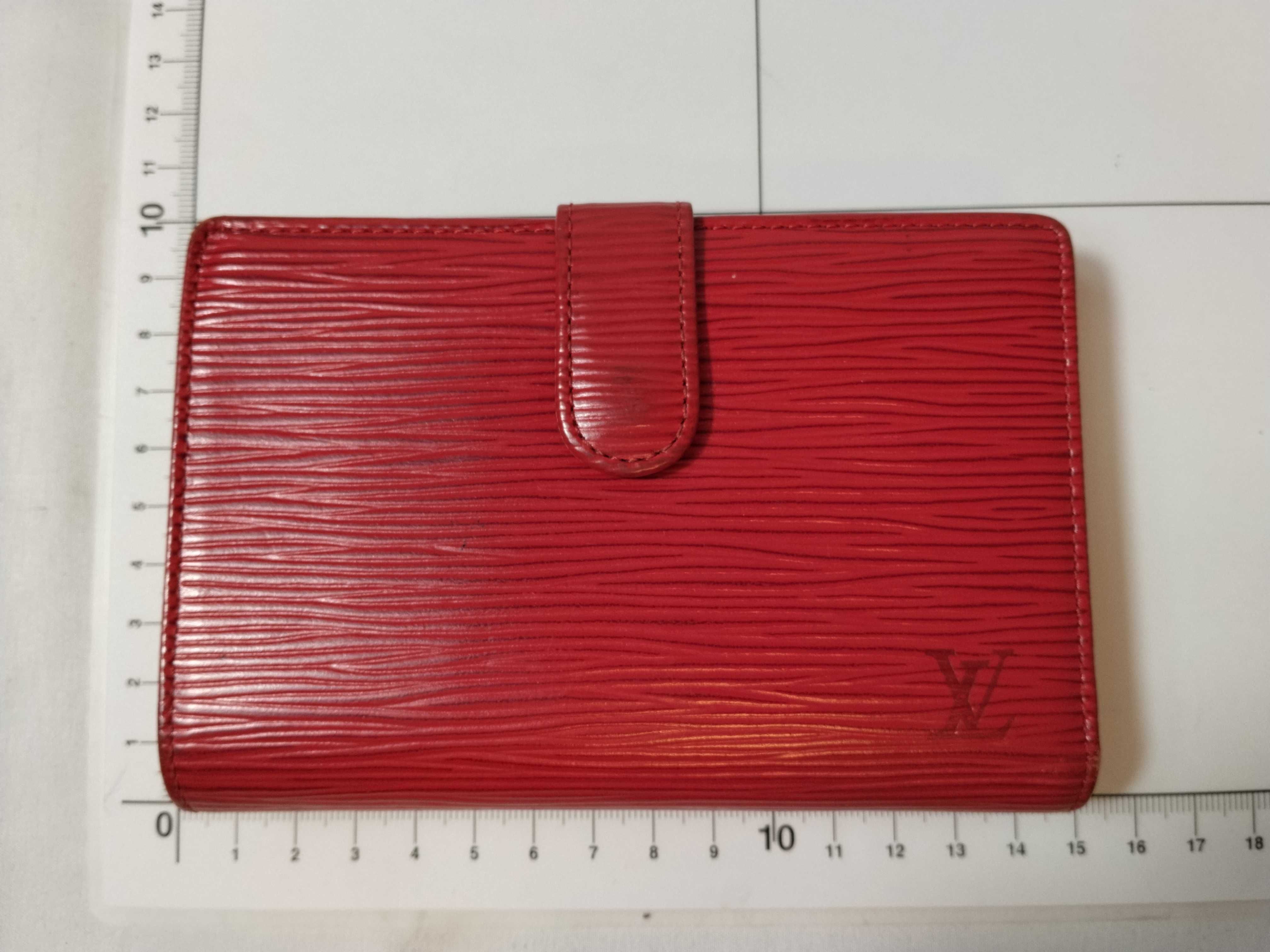 Epi Leather Clasp Wallet — view 2