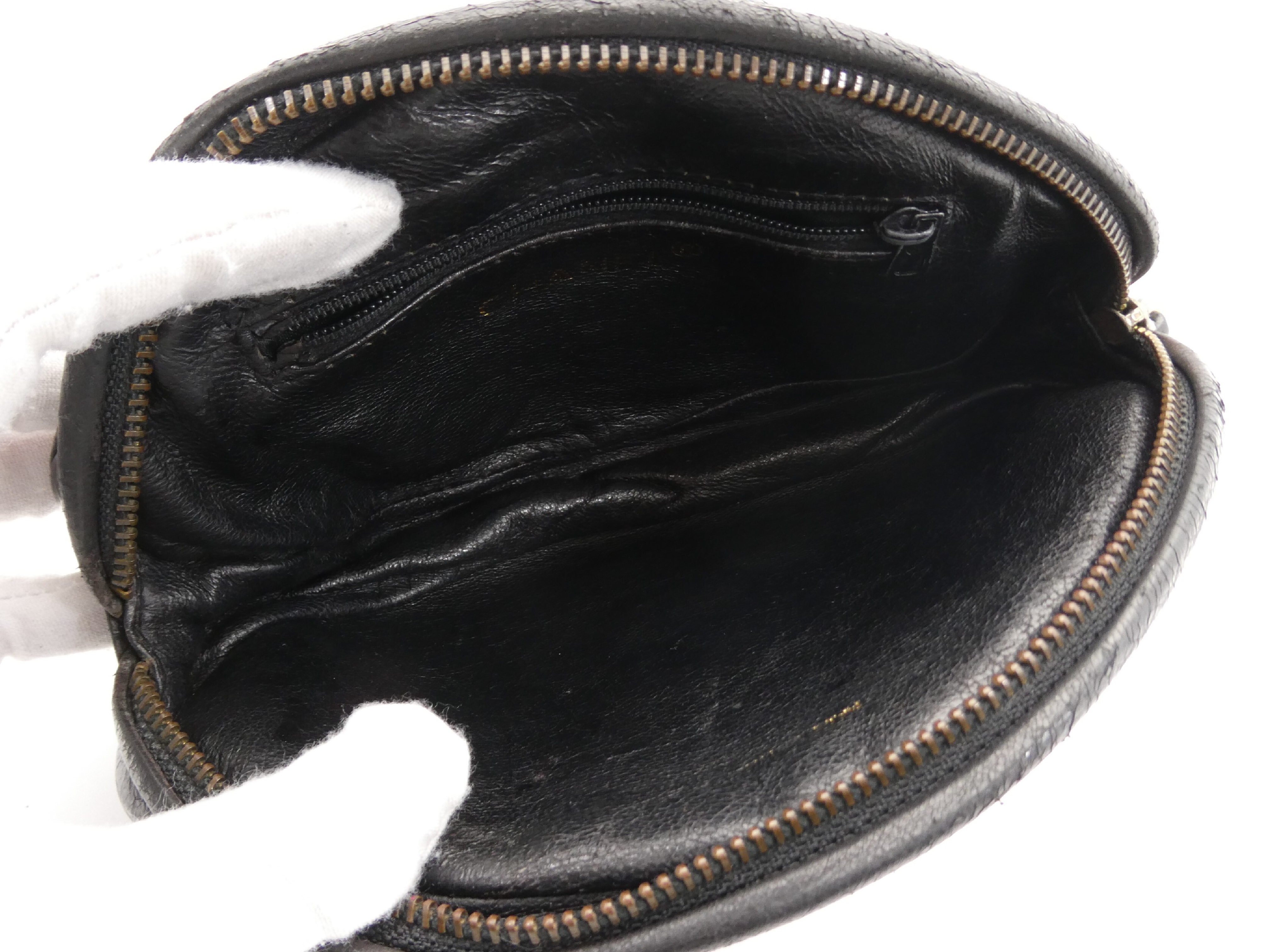 Matelassé Coco Mark Fringe Pouch — view 7