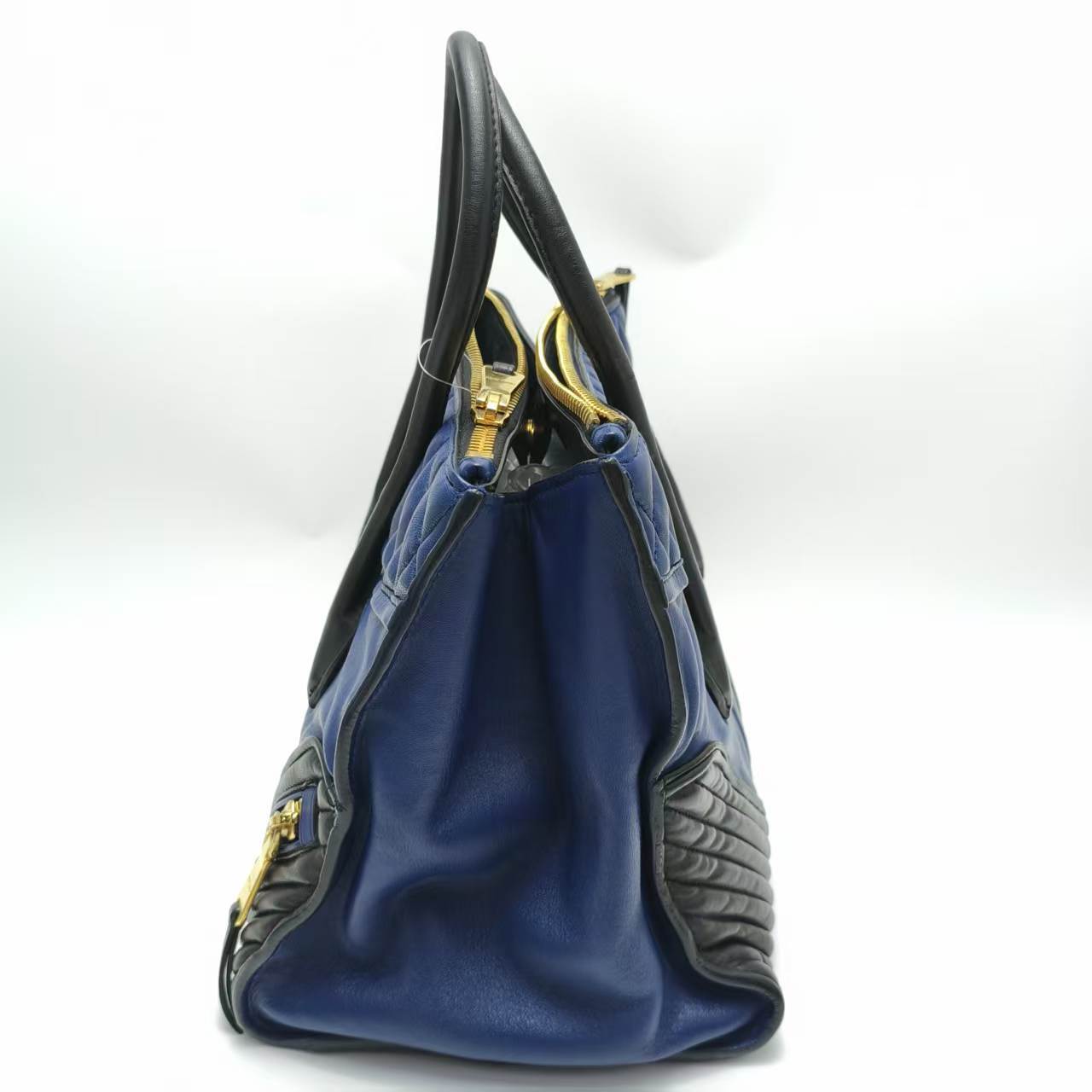 【*Shipped from: China*】Miu Miu Leather Handbag — view 3