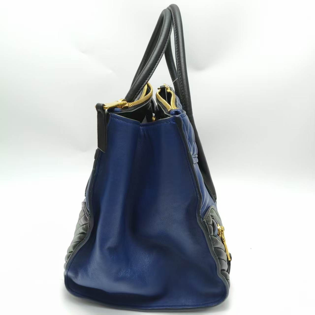 【*Shipped from: China*】Miu Miu Leather Handbag — view 4