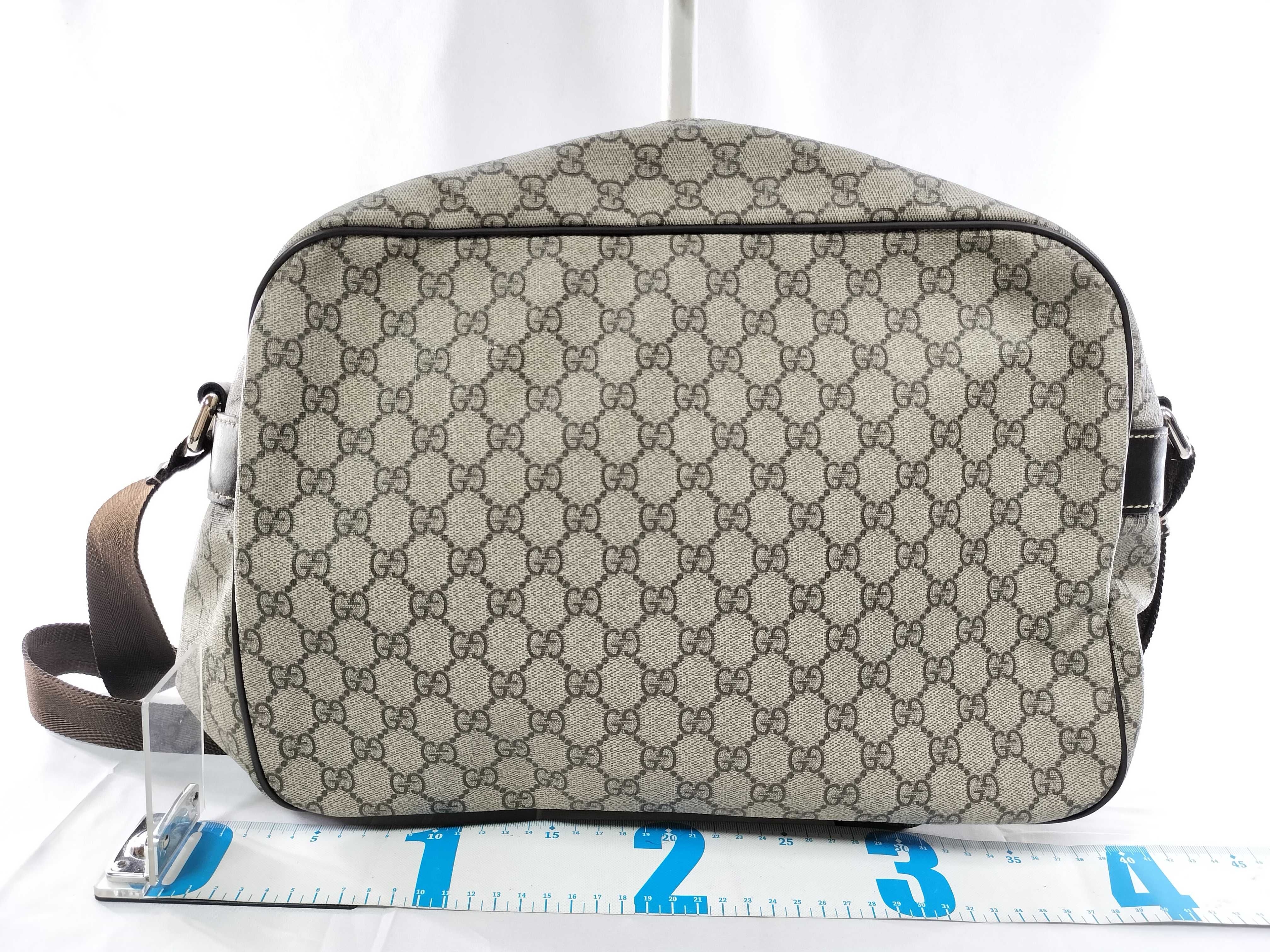 GG Supreme 211107 Shoulder Bag — view 2