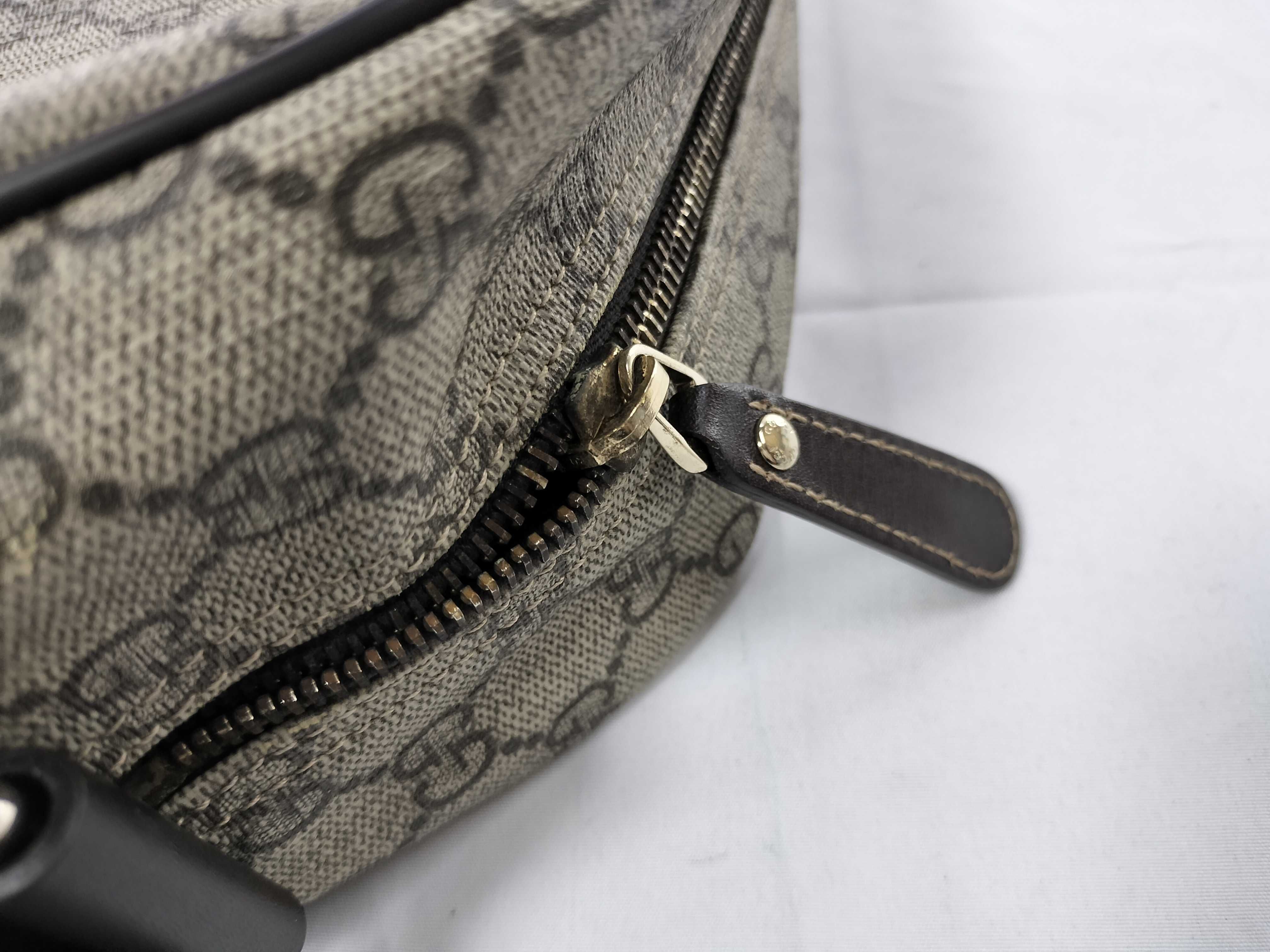 GG Supreme 211107 Shoulder Bag — view 13
