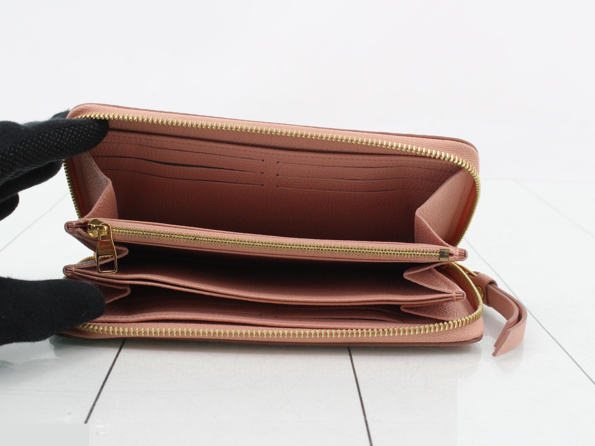 Zippy Wallet (Unused) — view 4