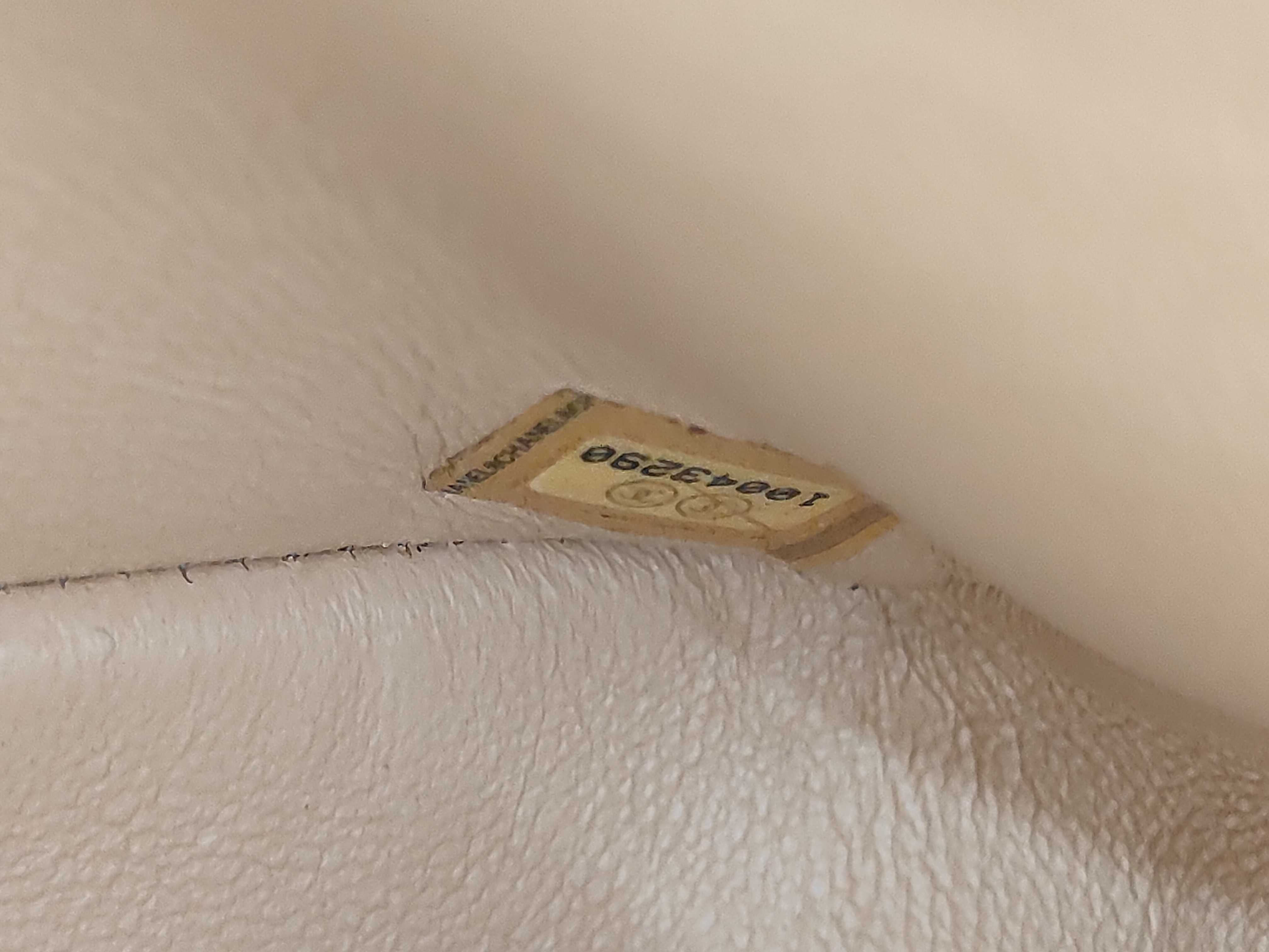 Matelassé Tweed Shoulder Bag — view 11