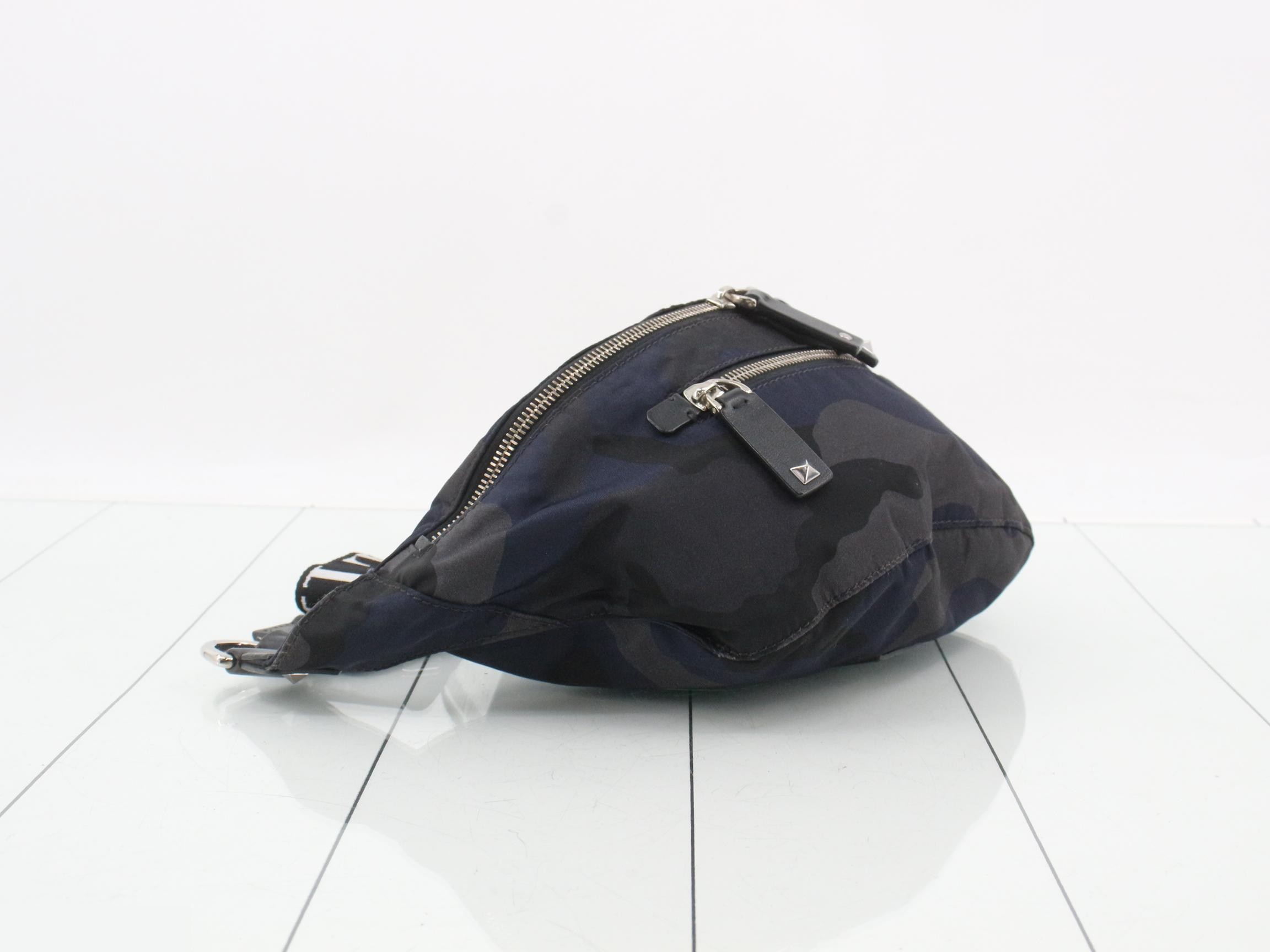 Body bag — view 5