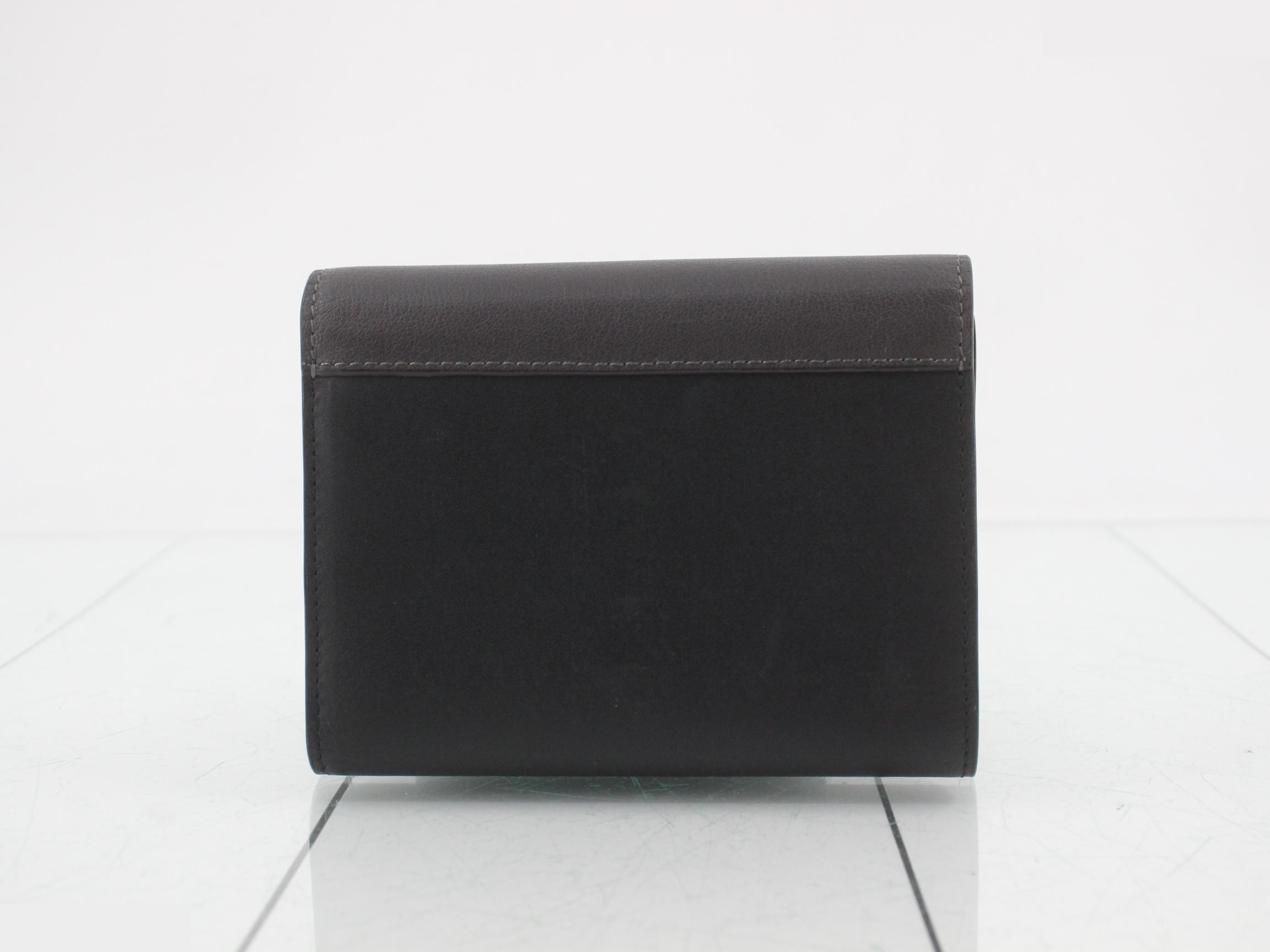 Tri-fold wallet, Phoebe T-fold, black and pink leather — view 2