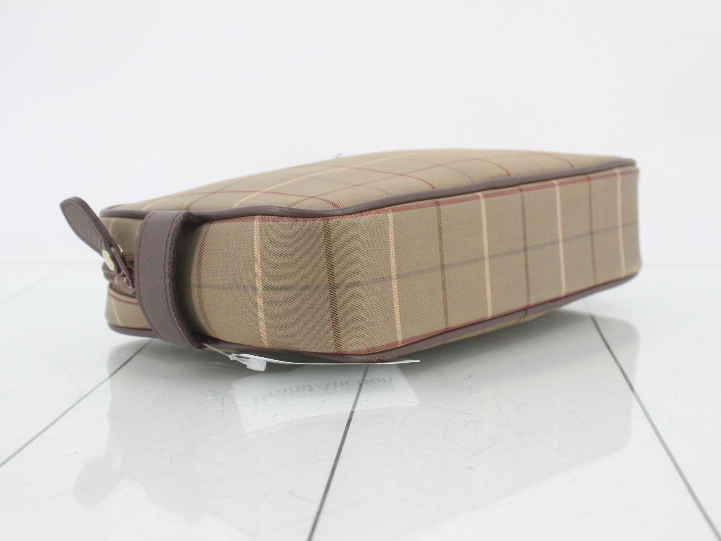 Burberrys Check Clutch Bag — view 5