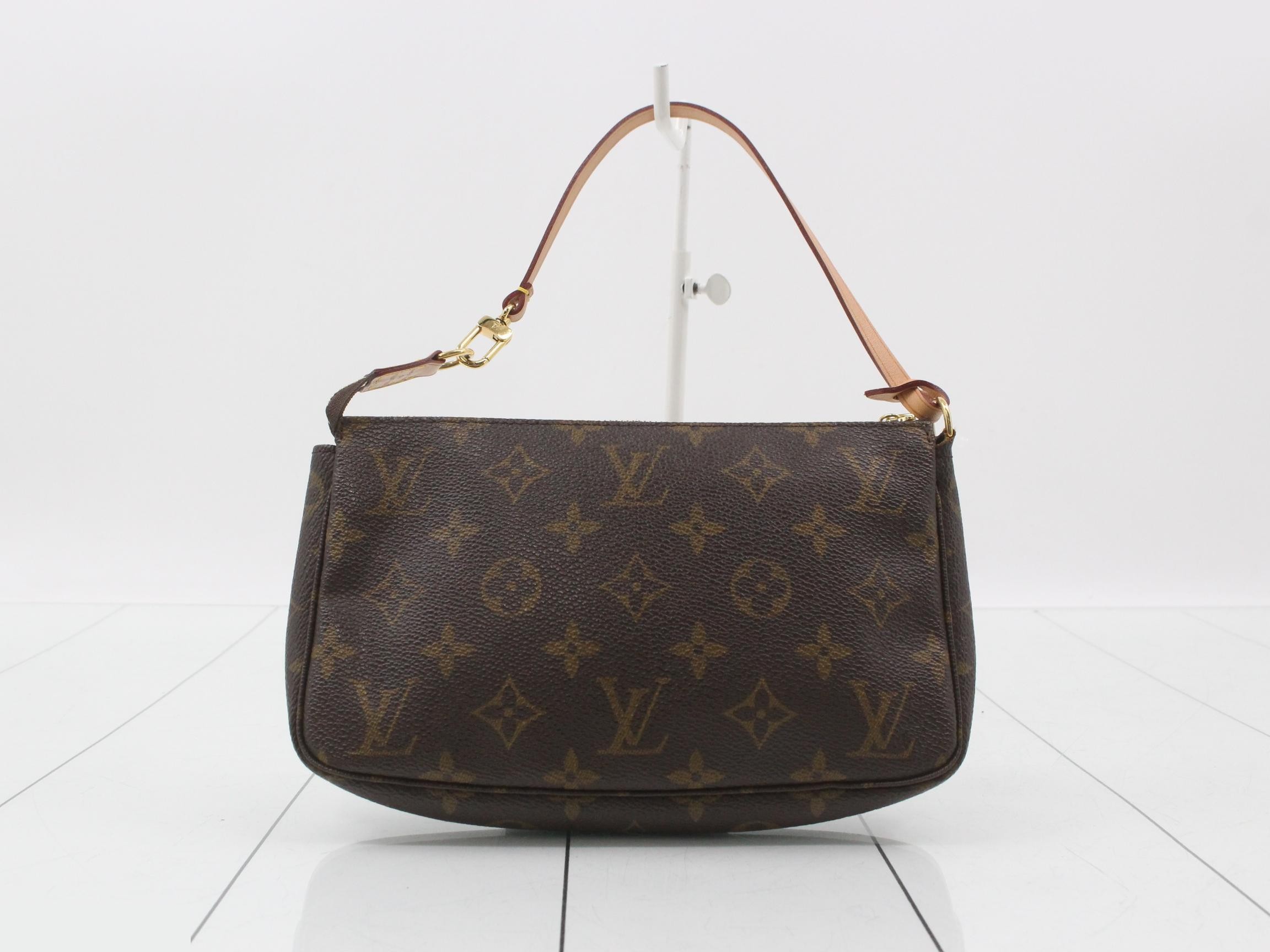 Pochette Accessoires (old model) — view 2