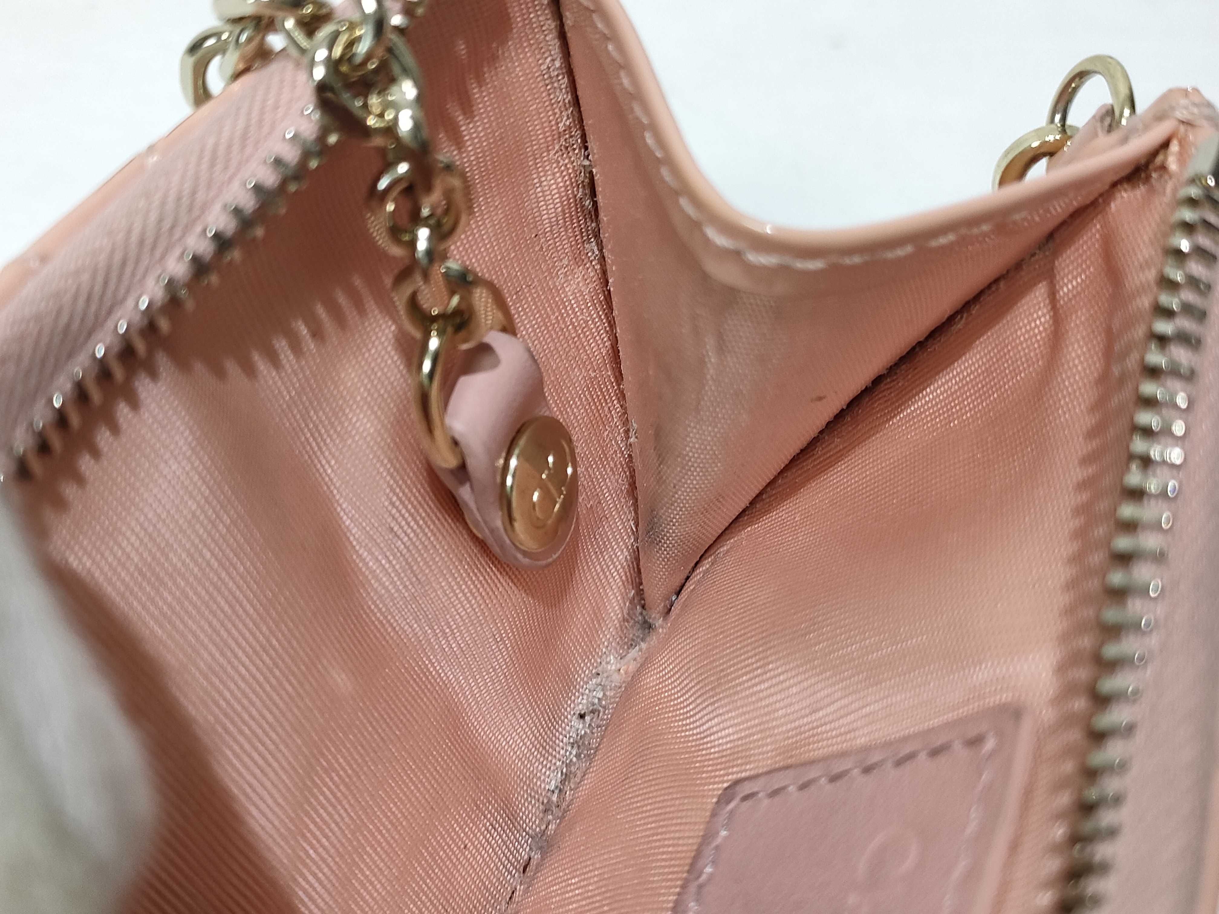 coin case — view 9
