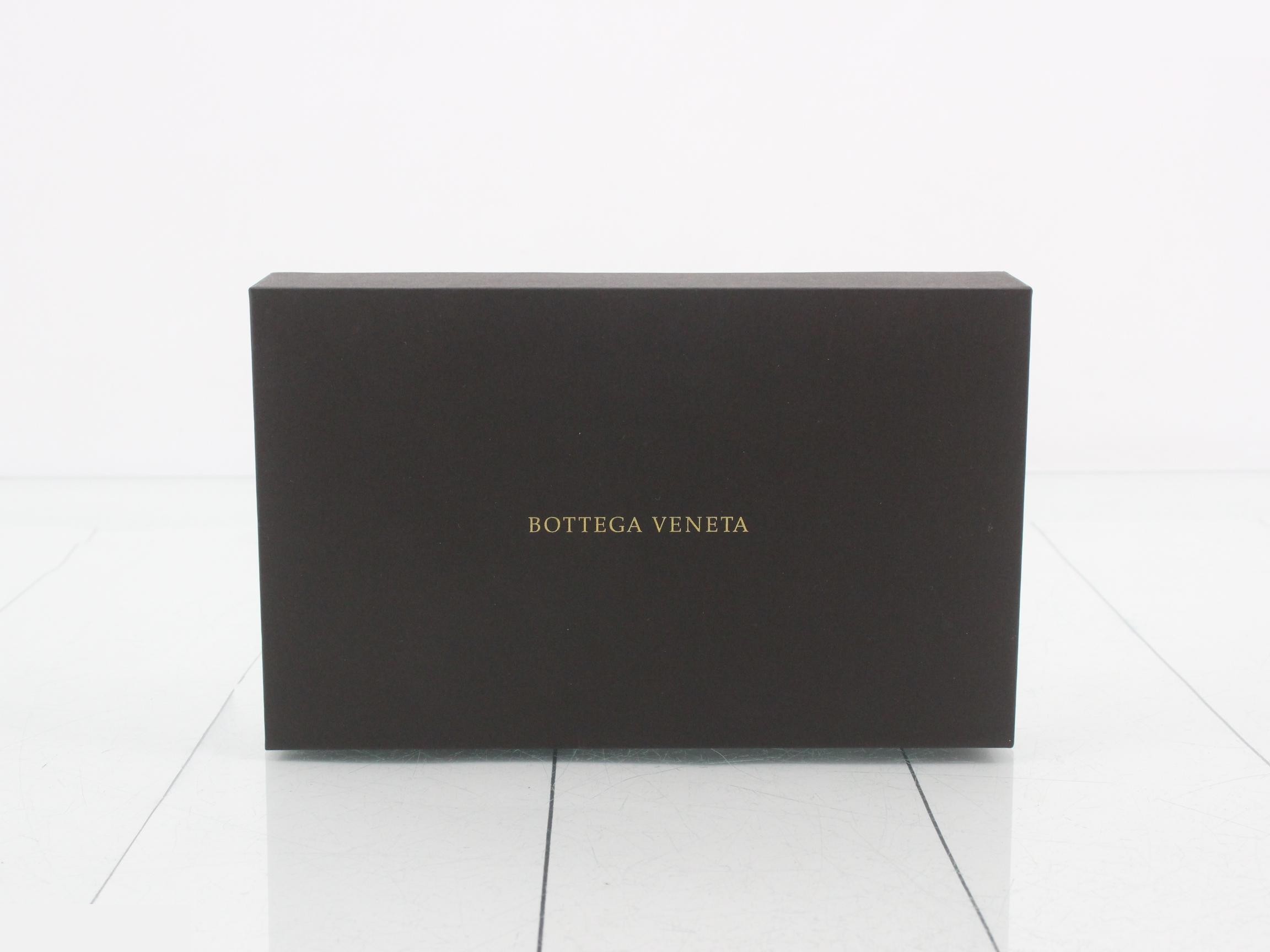 long wallet — view 5