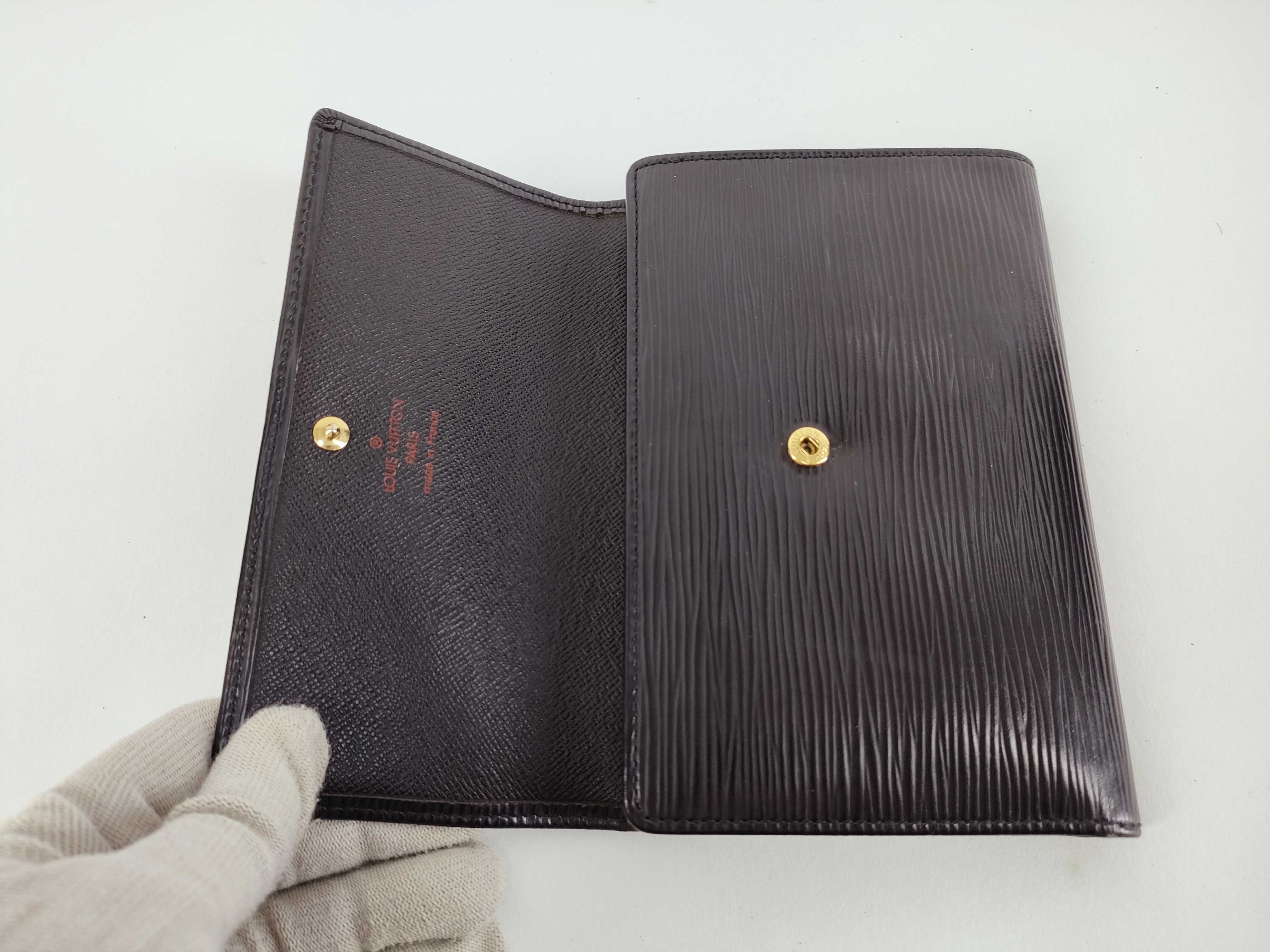 Epi Louis Vuitton Epi Porte Tresor Etuit Wallet — view 12