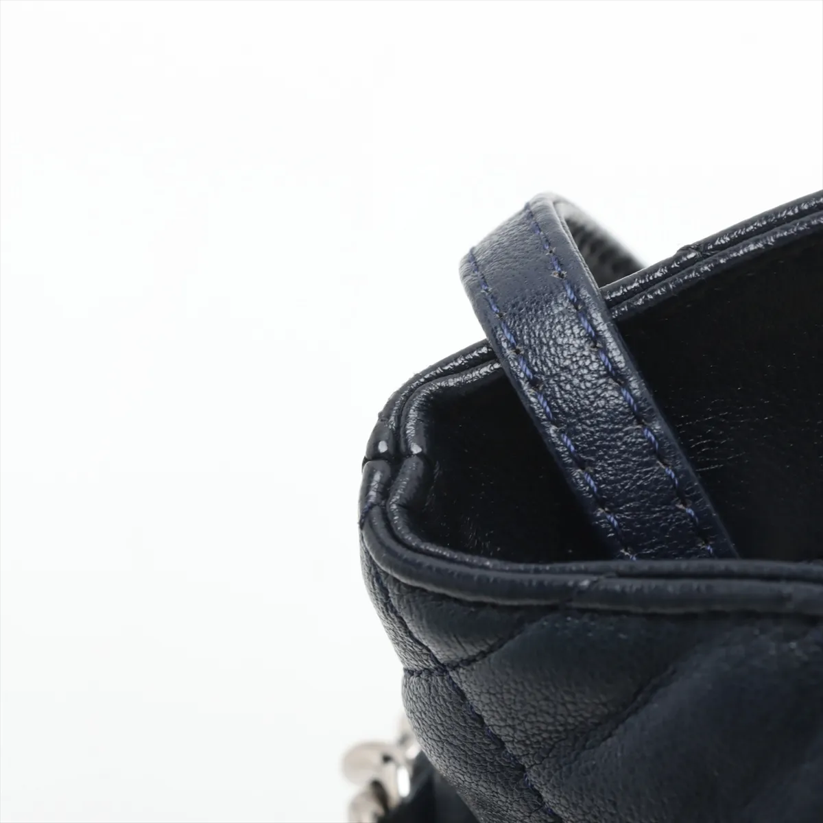 Matelasse Lambskin Chain Shoulder Bag Chain Around Navy Silver Hardware 15369999 15th Series — view 11