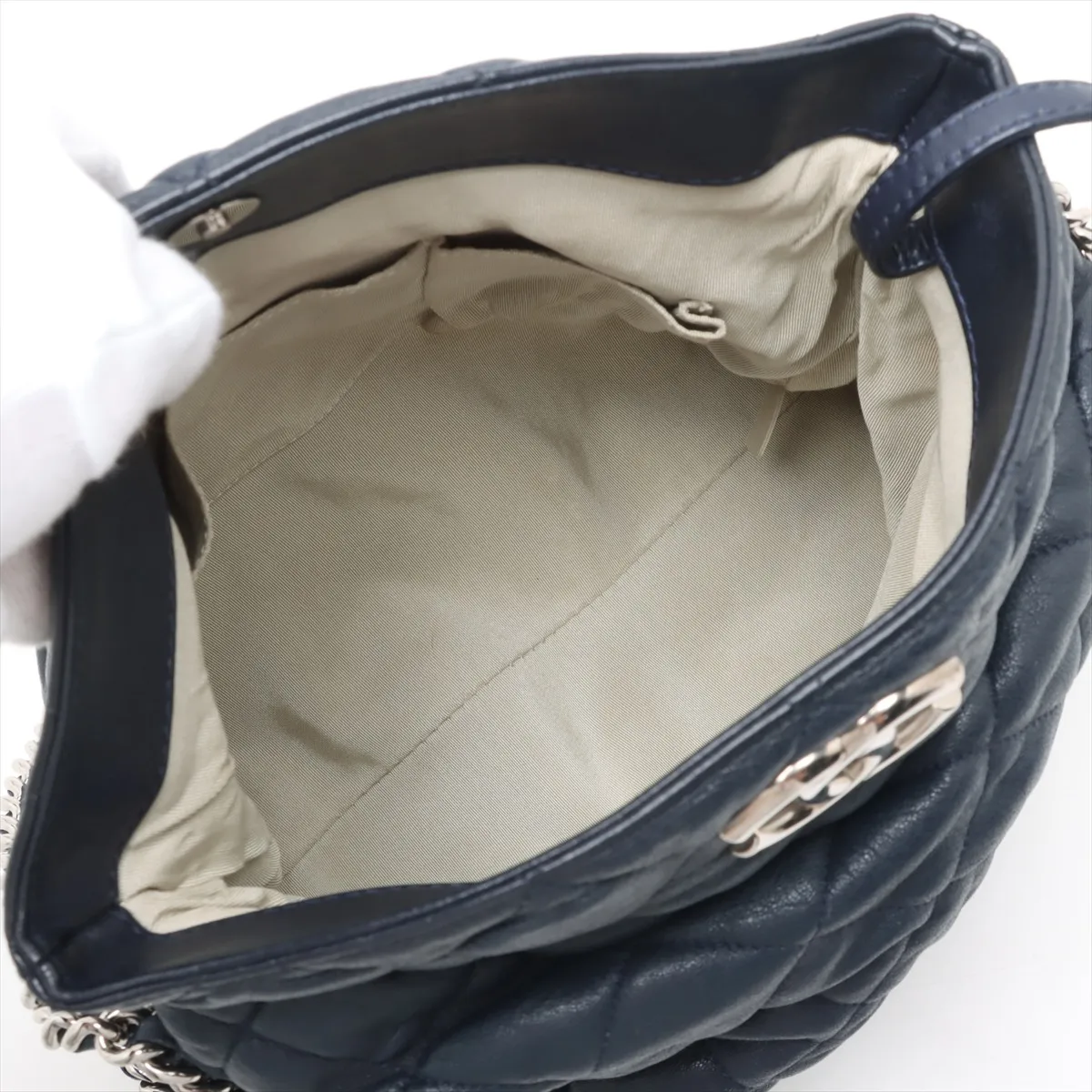 Matelasse Lambskin Chain Shoulder Bag Chain Around Navy Silver Hardware 15369999 15th Series — view 7
