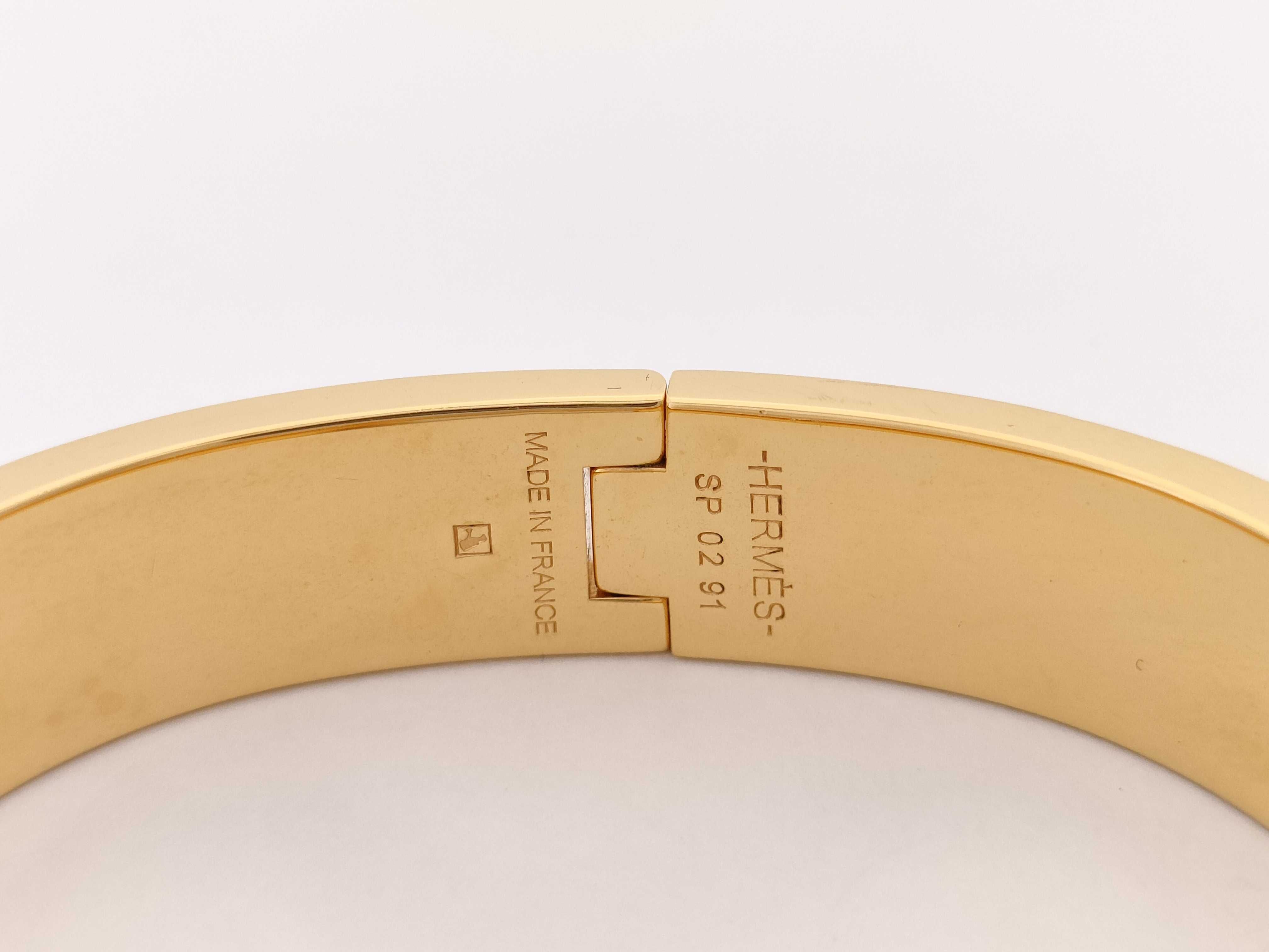 Click H Fan Click Crack GP White Bracelet/Bangle — view 5