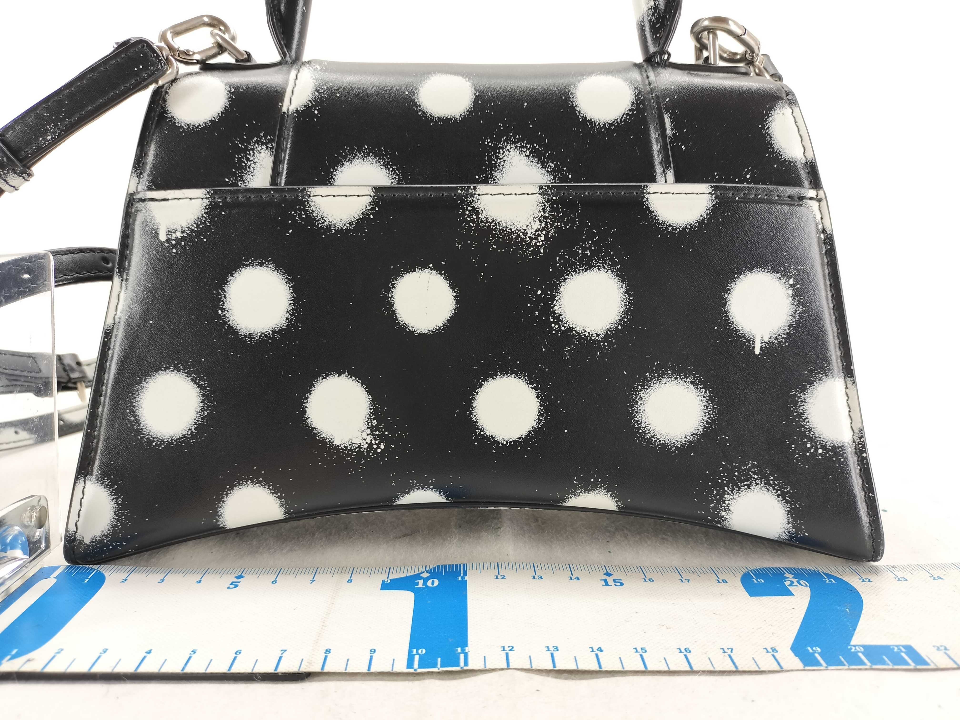 Hourglass Spray Dot 2-Way Handbag — view 2