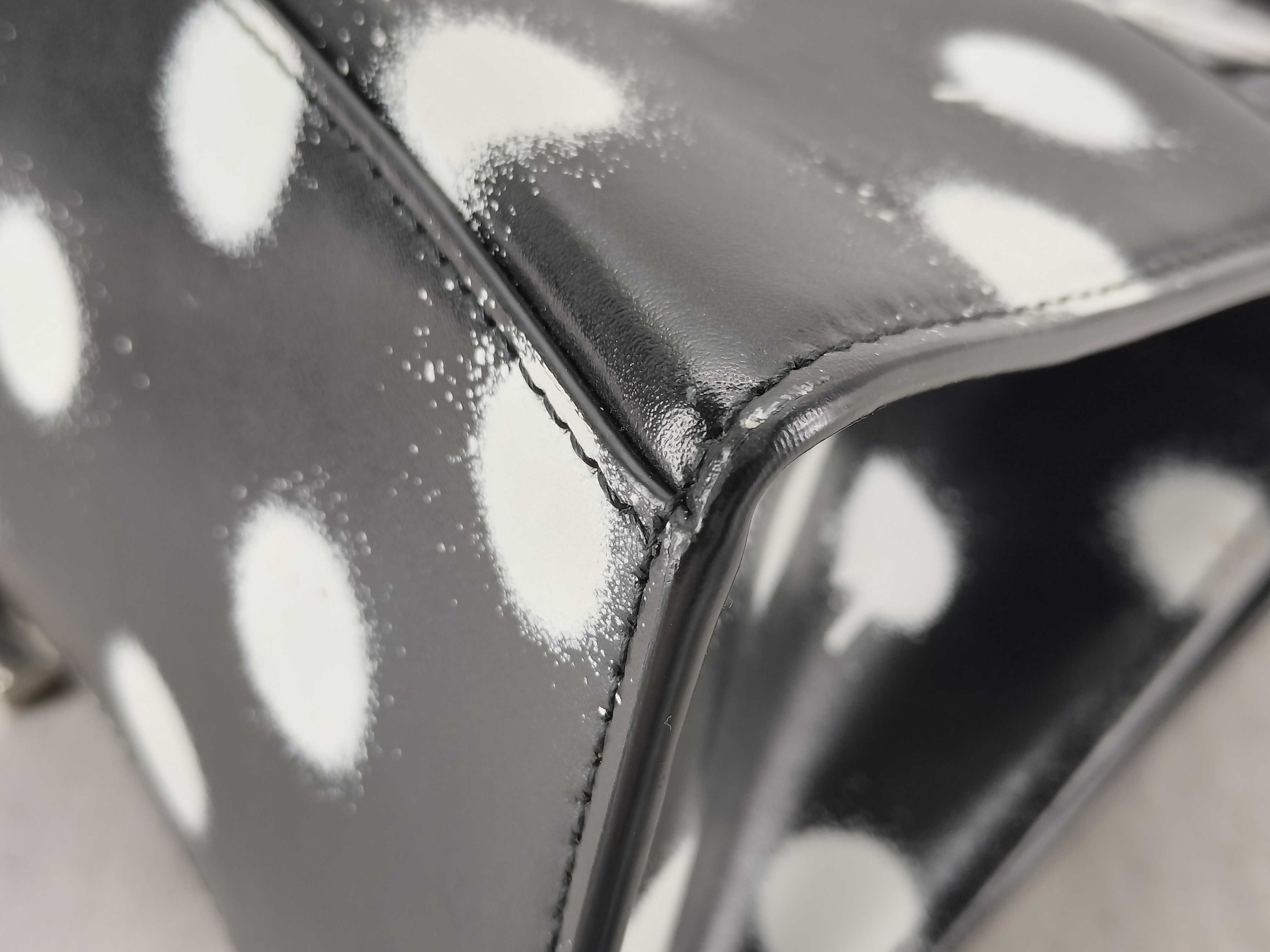 Hourglass Spray Dot 2-Way Handbag — view 7