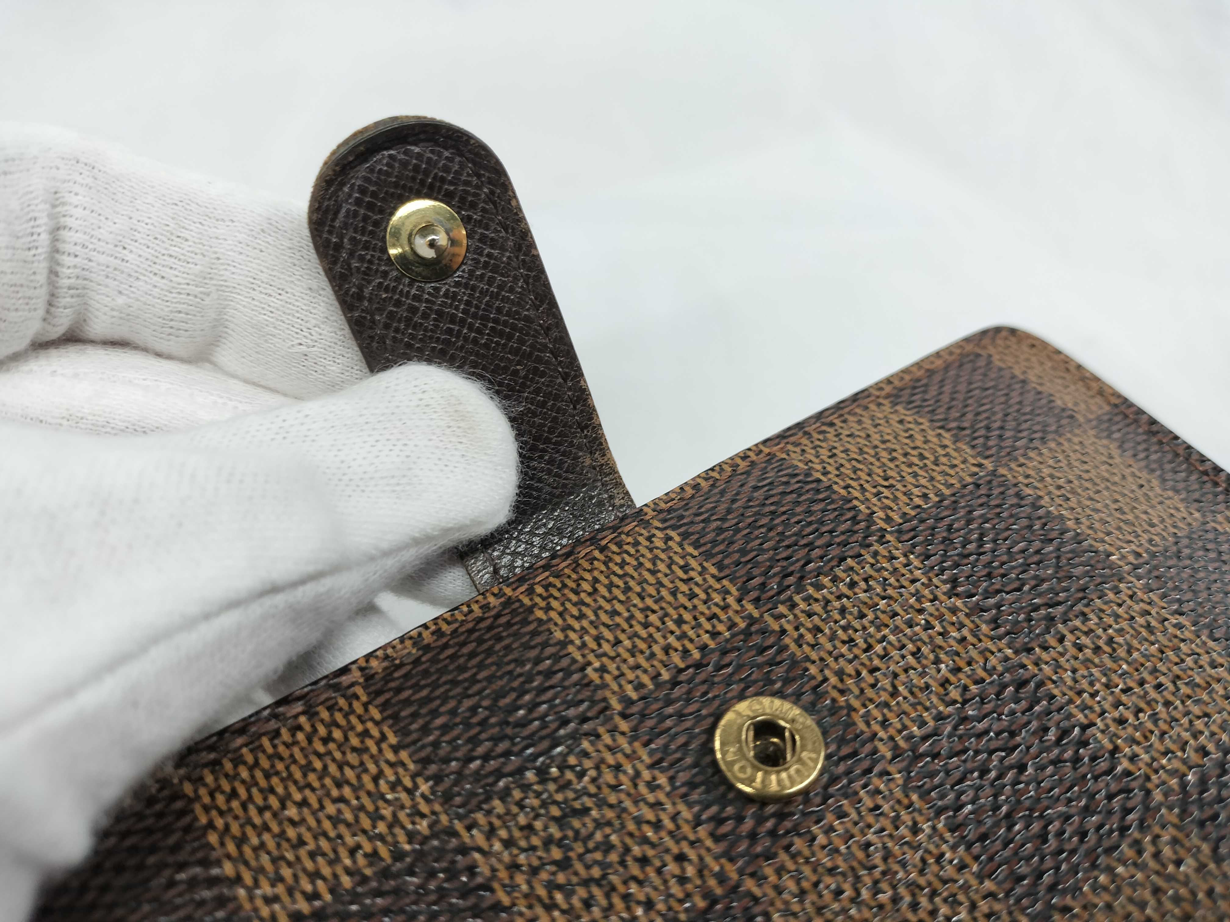 Damier Portemonnaie Viennois Wallet — view 8