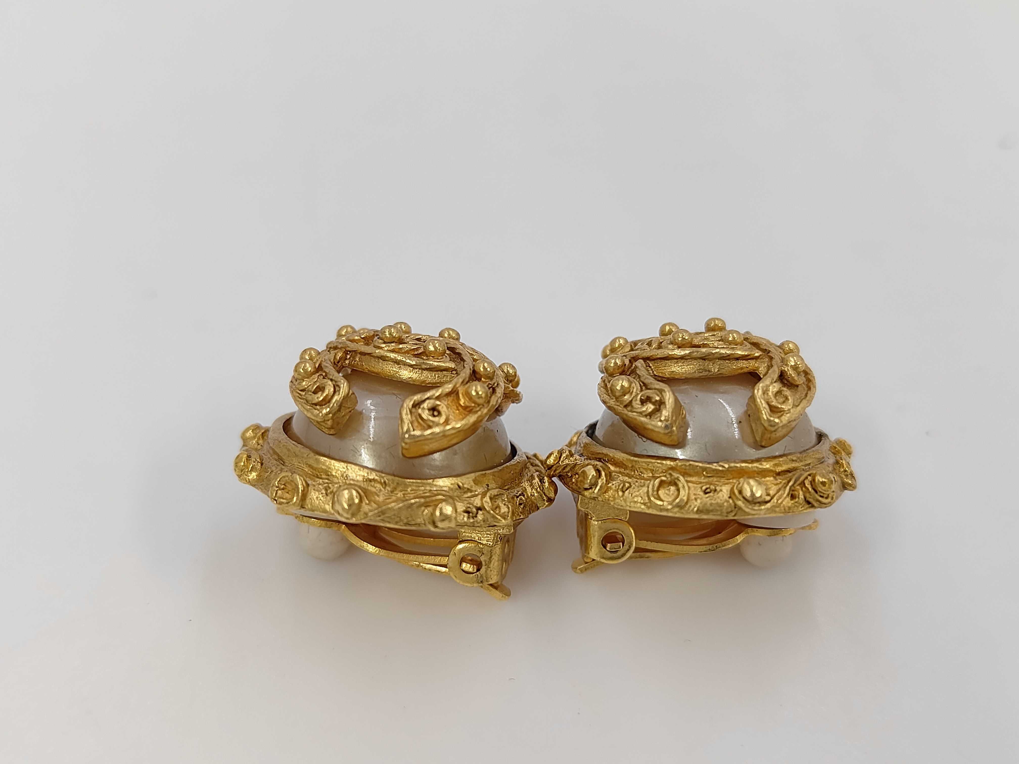 earrings — view 3