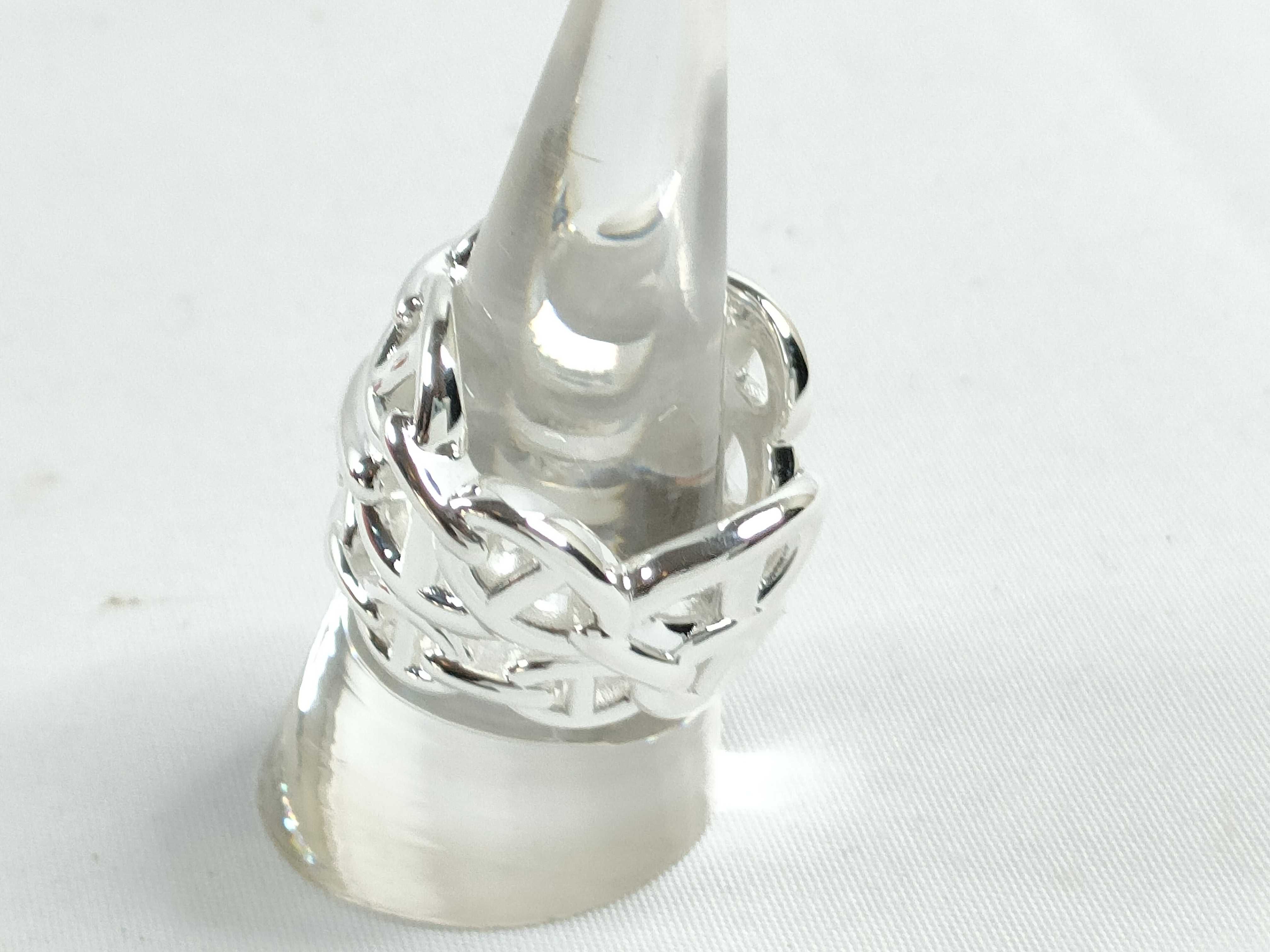 Silver Pig Nose Open Ring — view 2