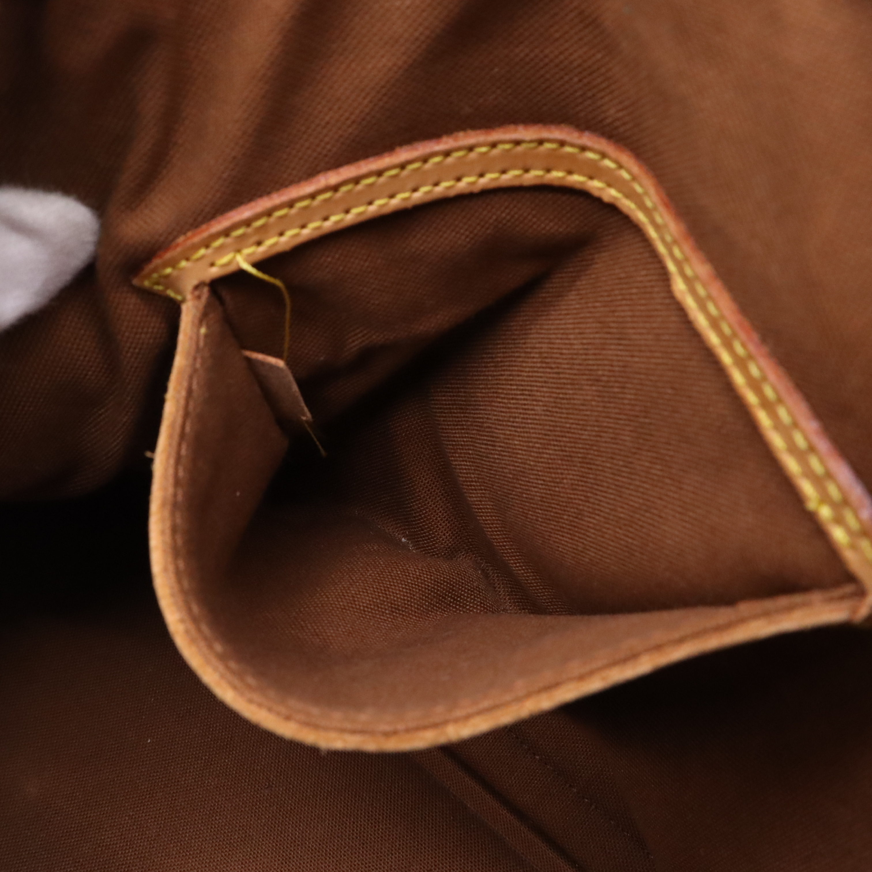 M51130 Monogram Alma (old model) handbag — view 9
