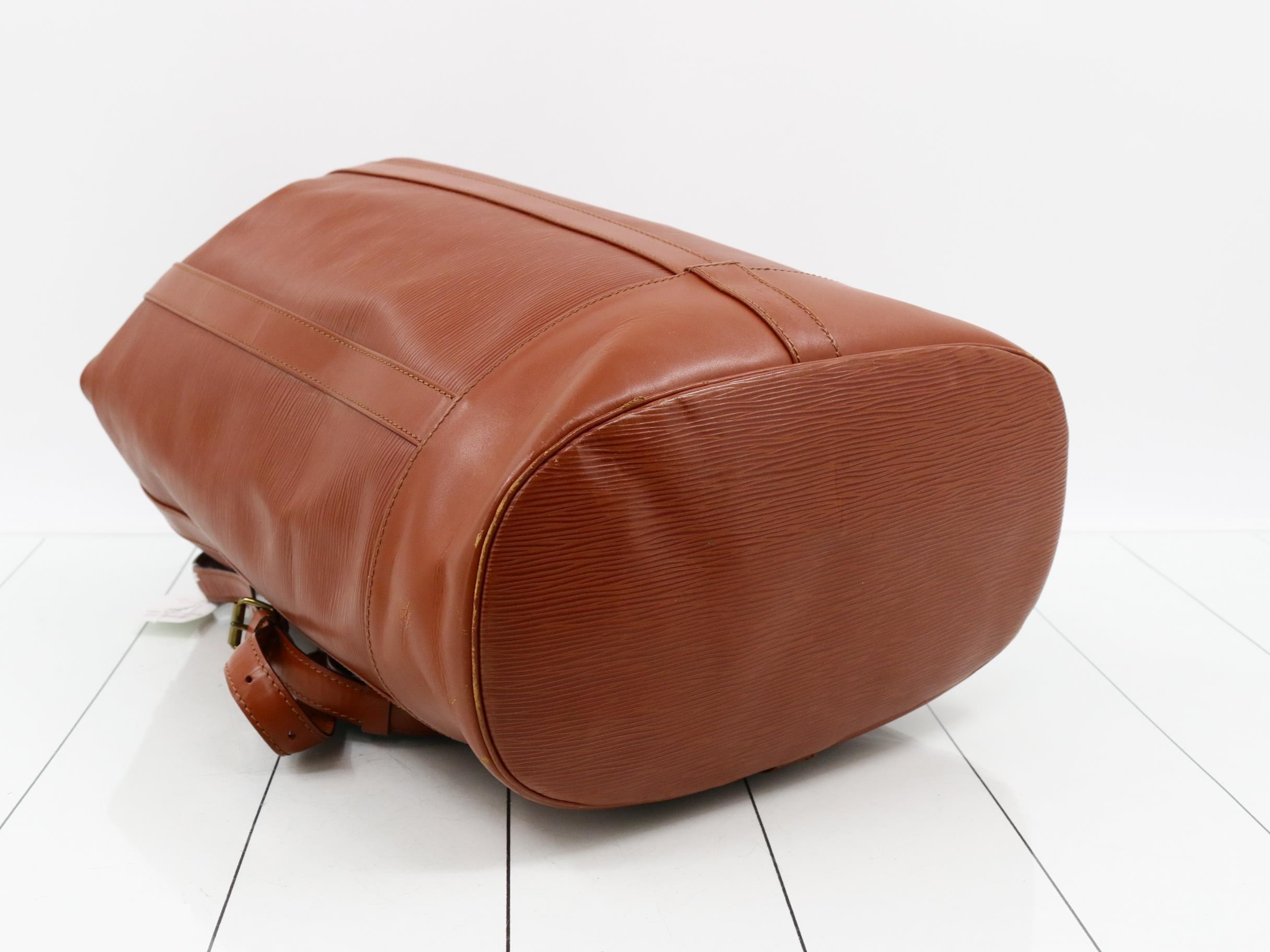 Epi Randonnée GM Kenyan Brown Shoulder Bag — view 5