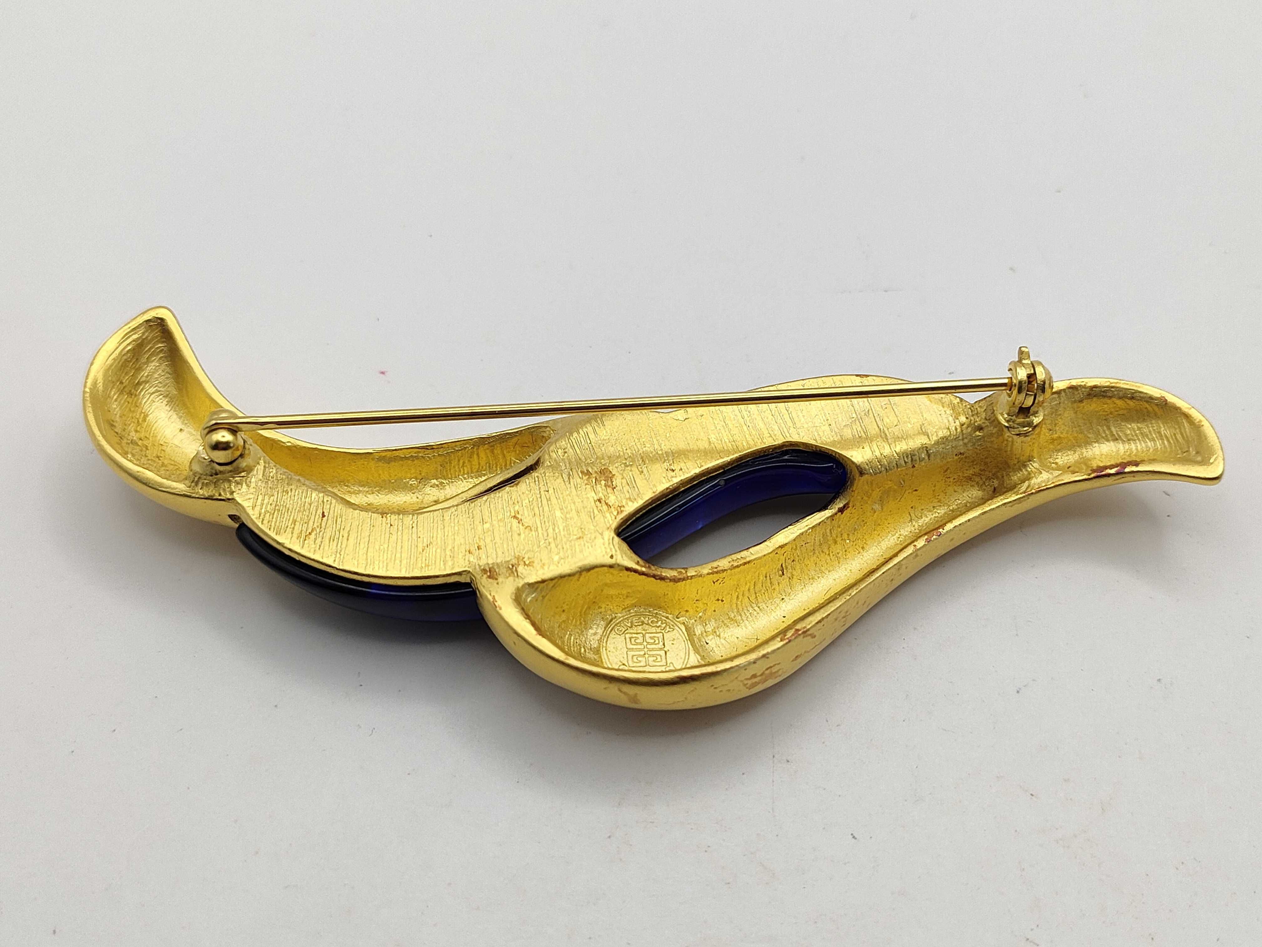 brooch, blue and gold. — view 2