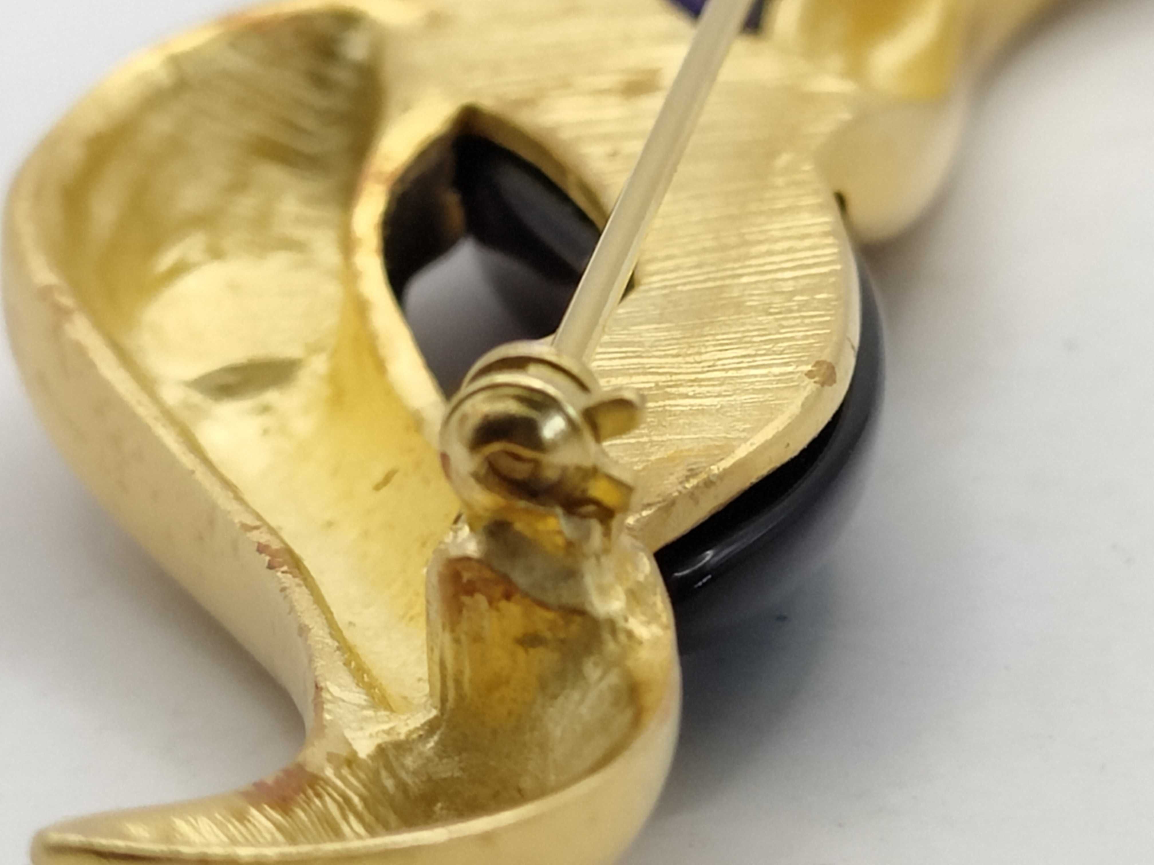 brooch, blue and gold. — view 6