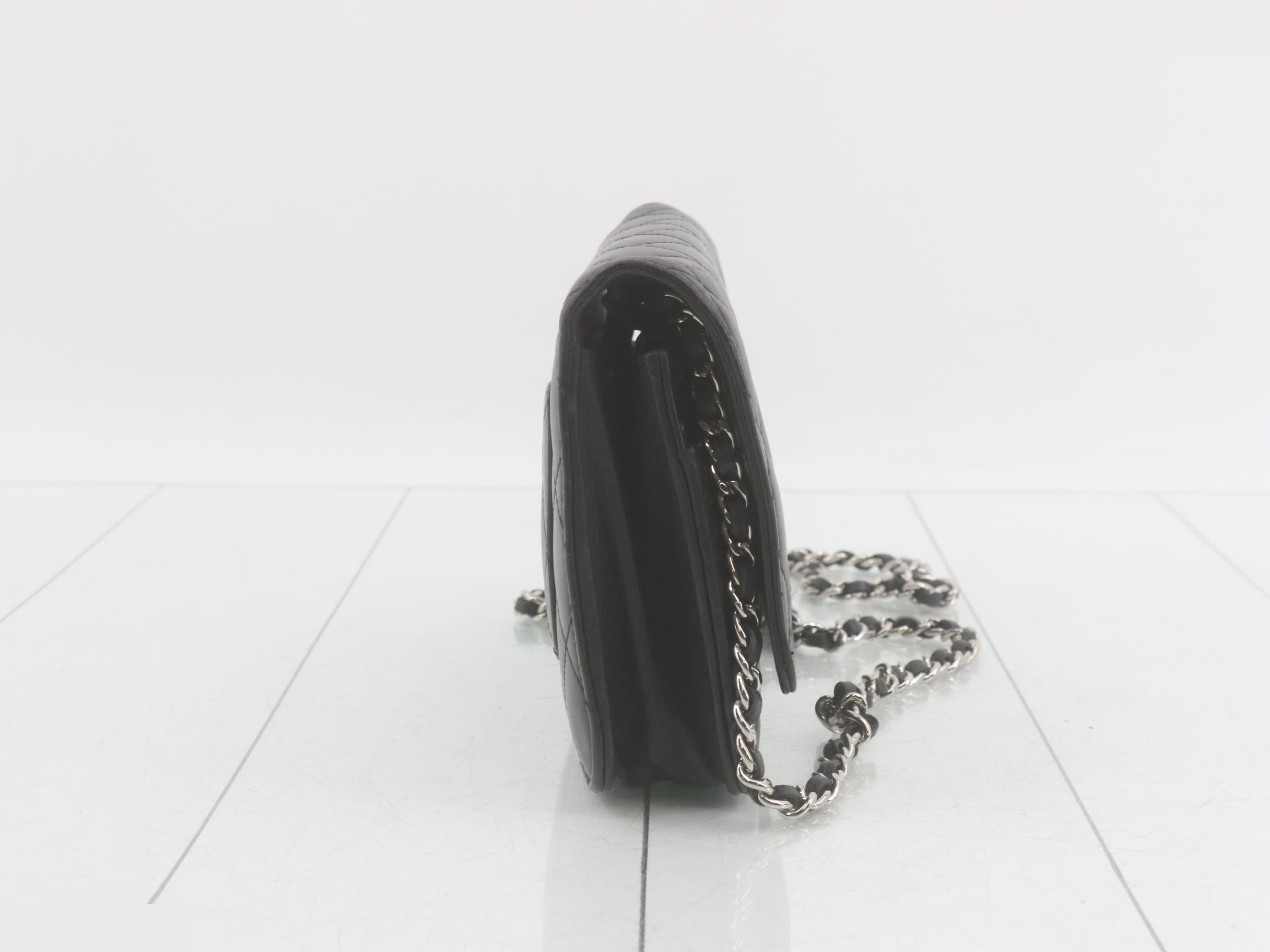Matelassé Lambskin Chain Wallet — view 4