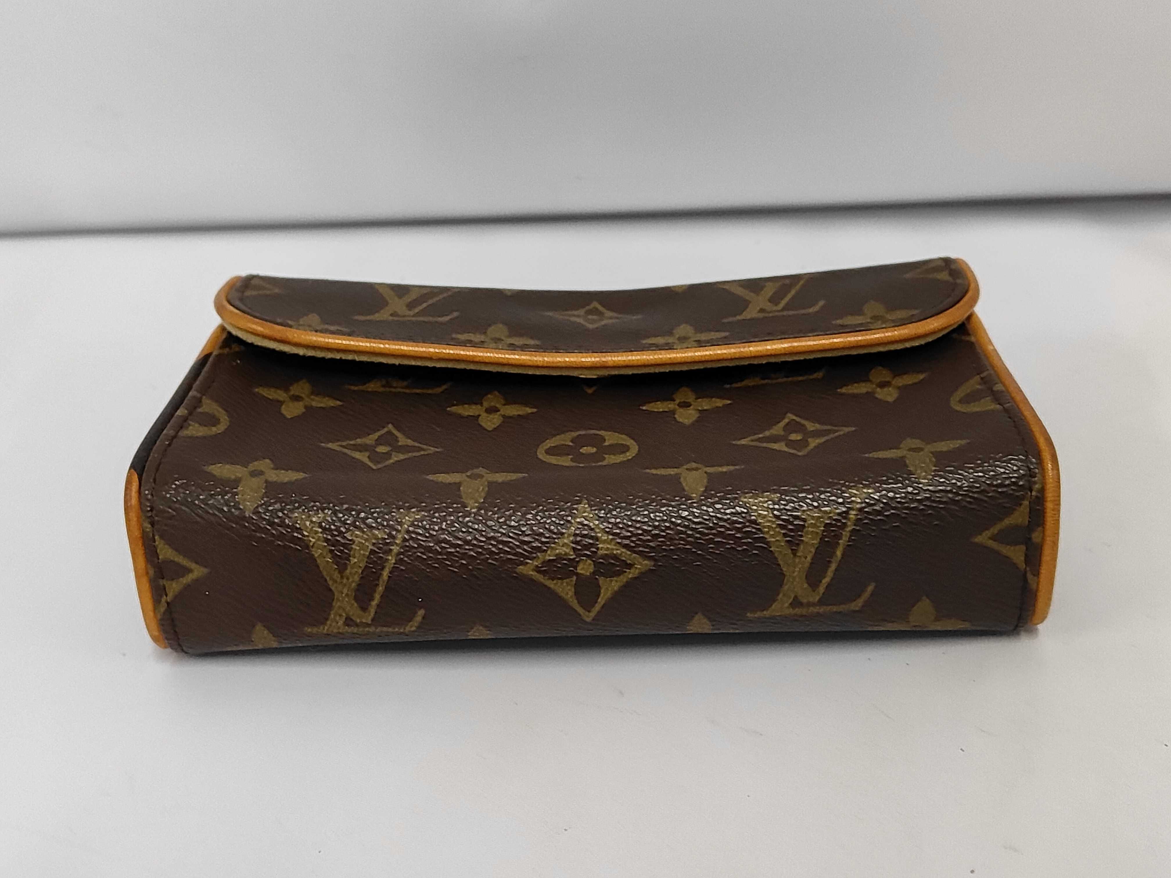 Pouch — view 3