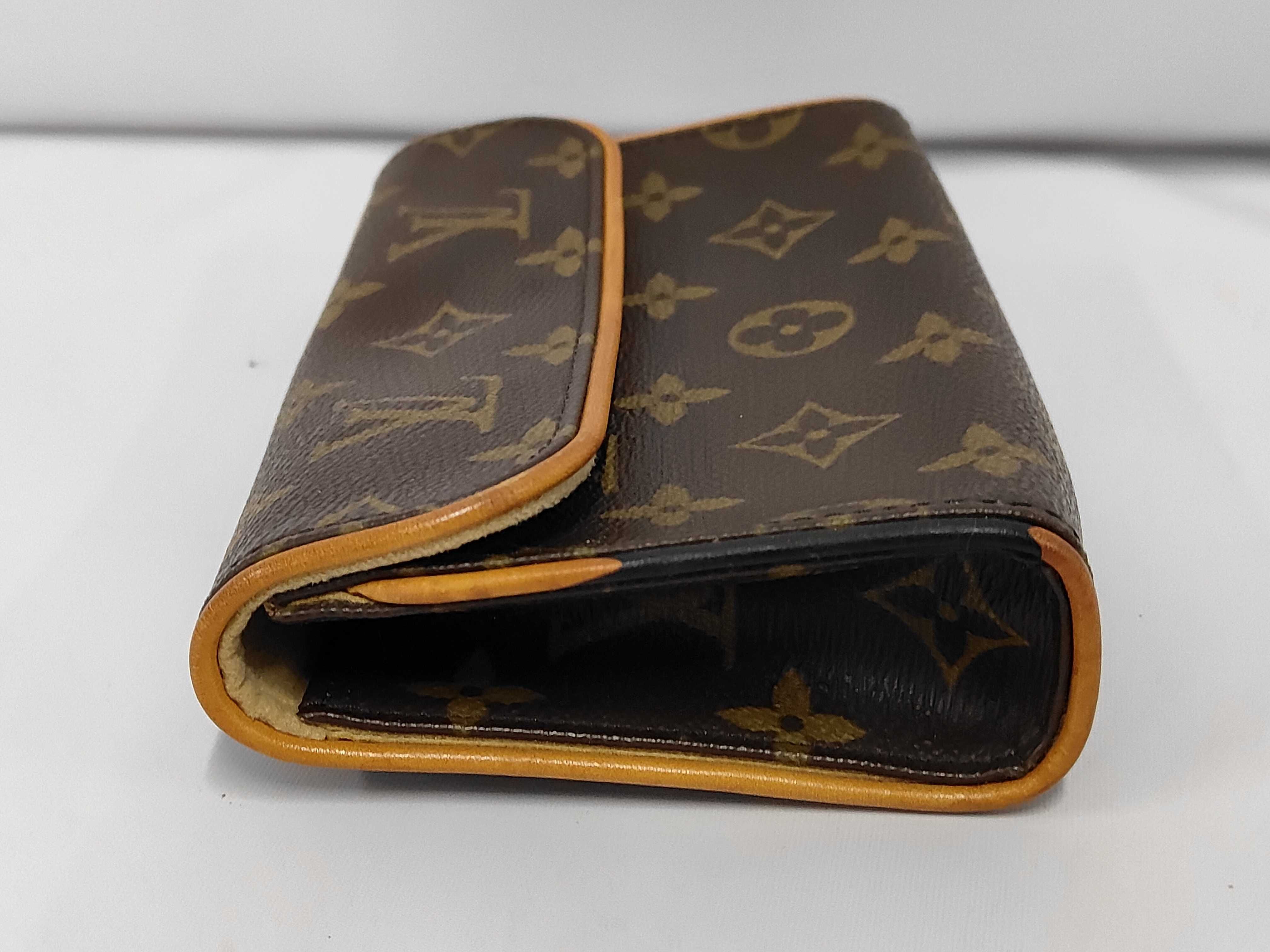 Pouch — view 9