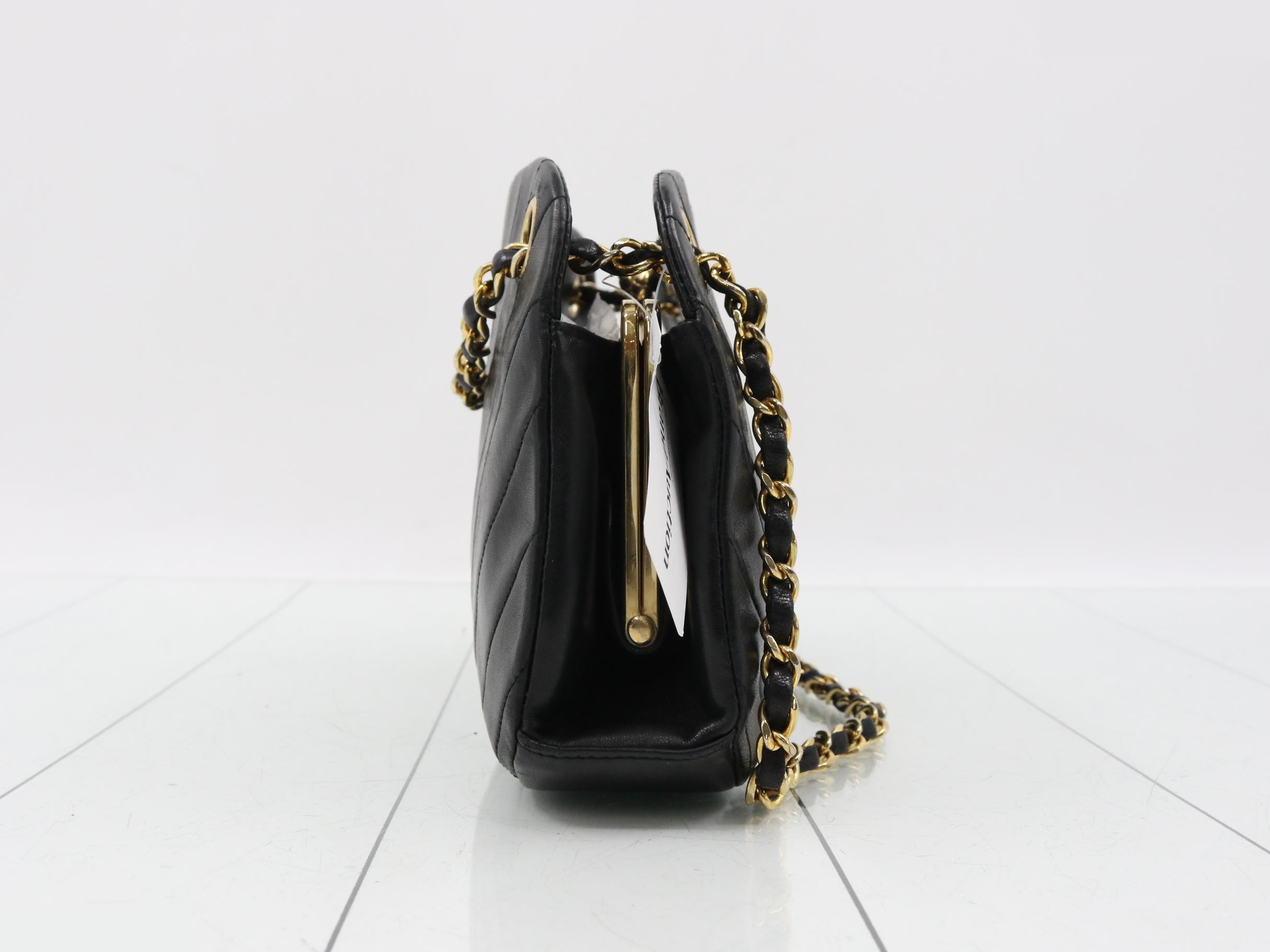 V-stitch lambskin chain shoulder bag — view 4