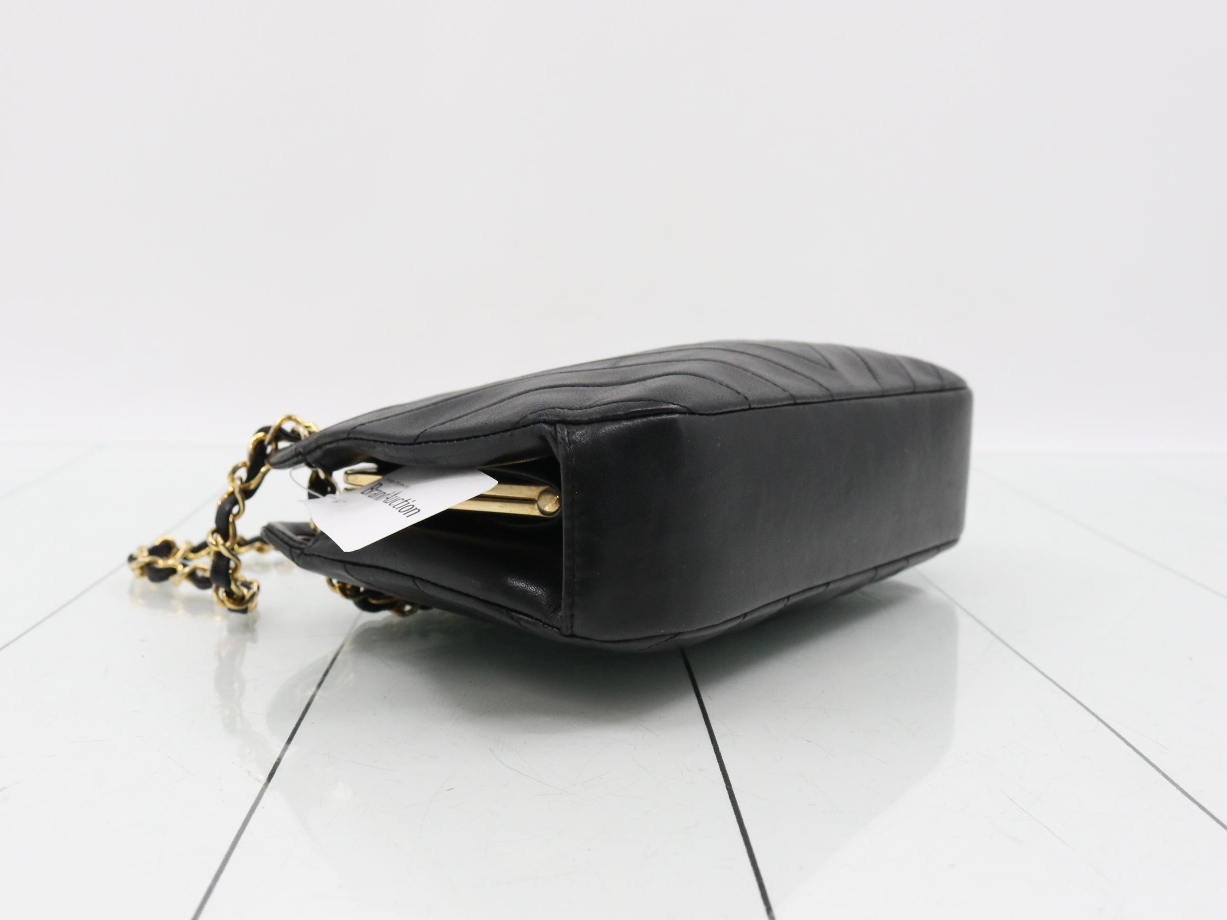V-stitch lambskin chain shoulder bag — view 5
