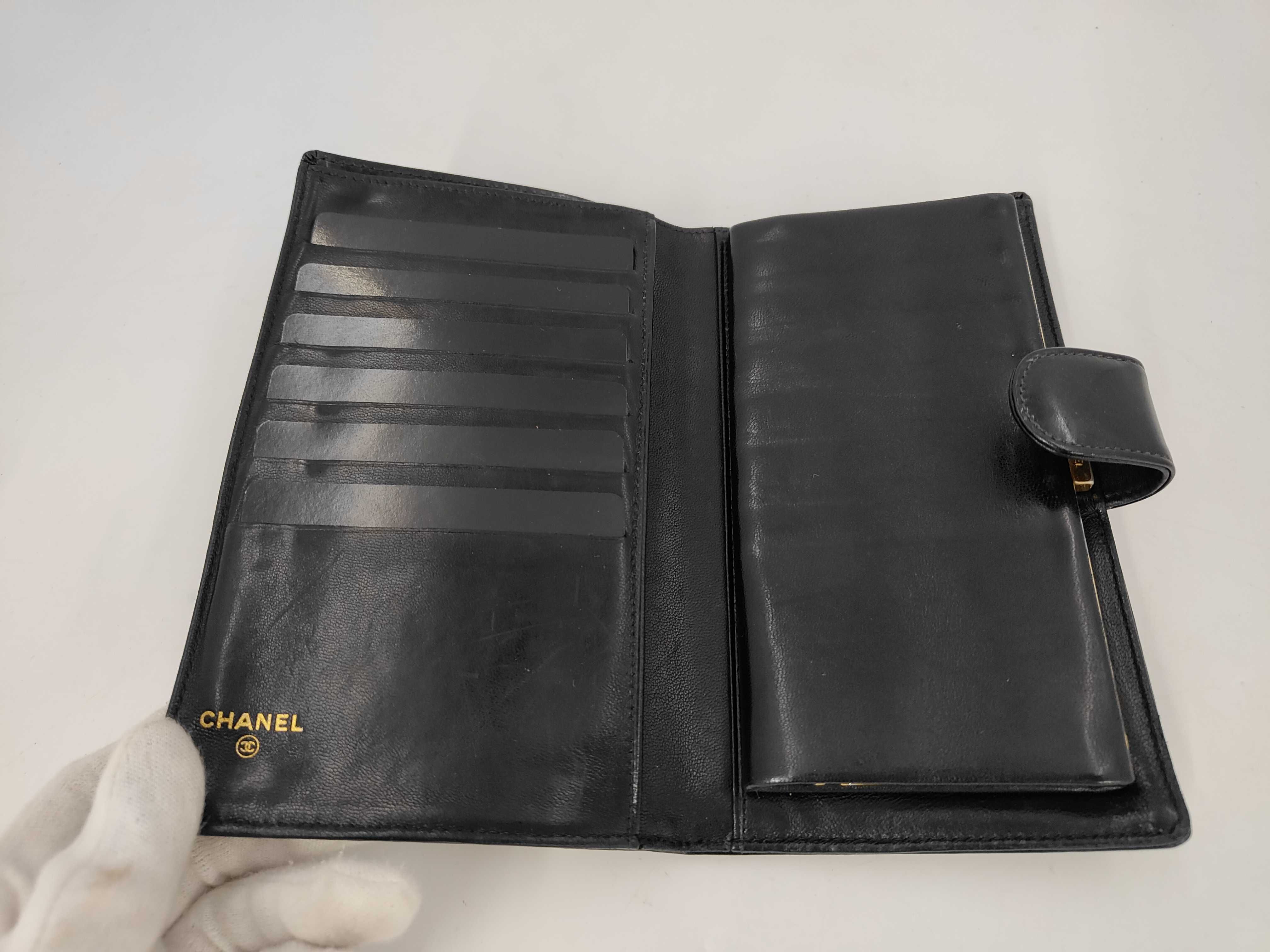 Coco Long Wallet, Clasp Closure, Enamel, Gold Hardware, Black, 5120531 — view 5
