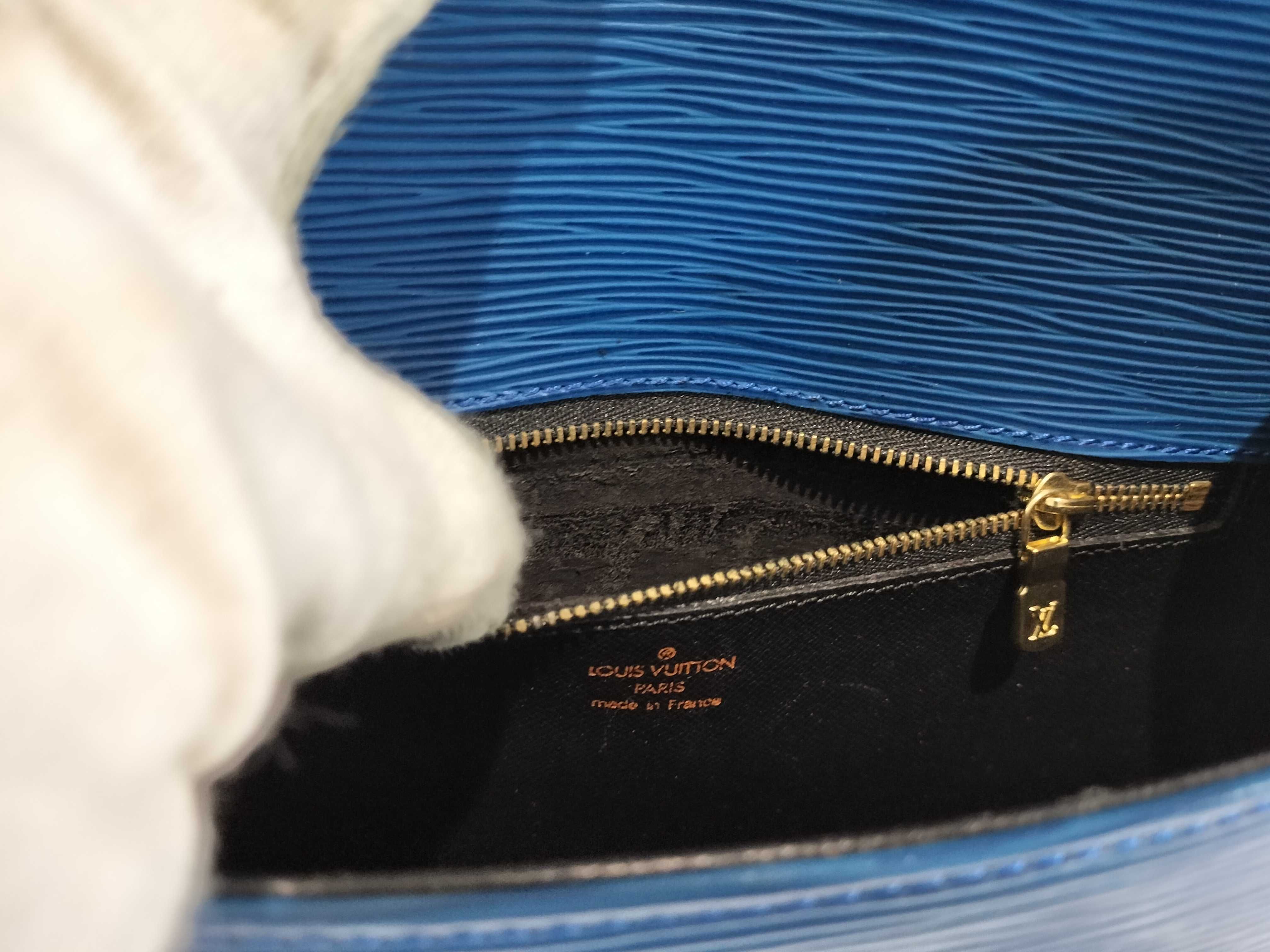 Epi Saint Cloud Shoulder Bag — view 11